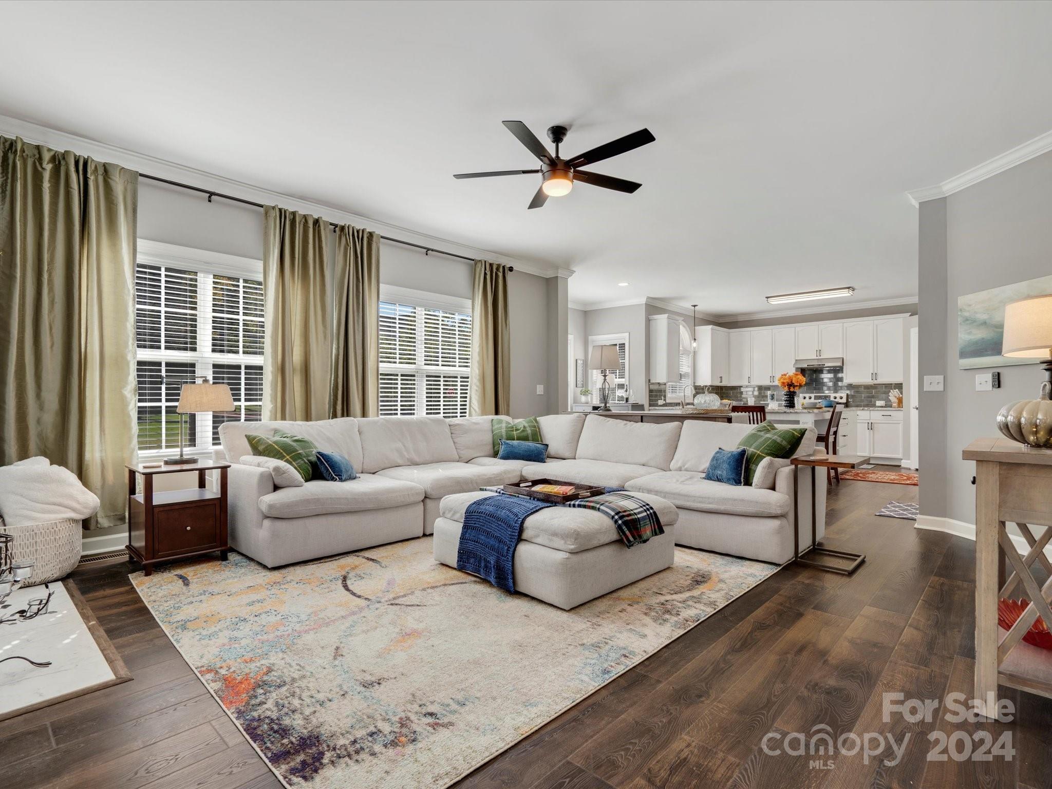 11118 Fountaingrove Drive