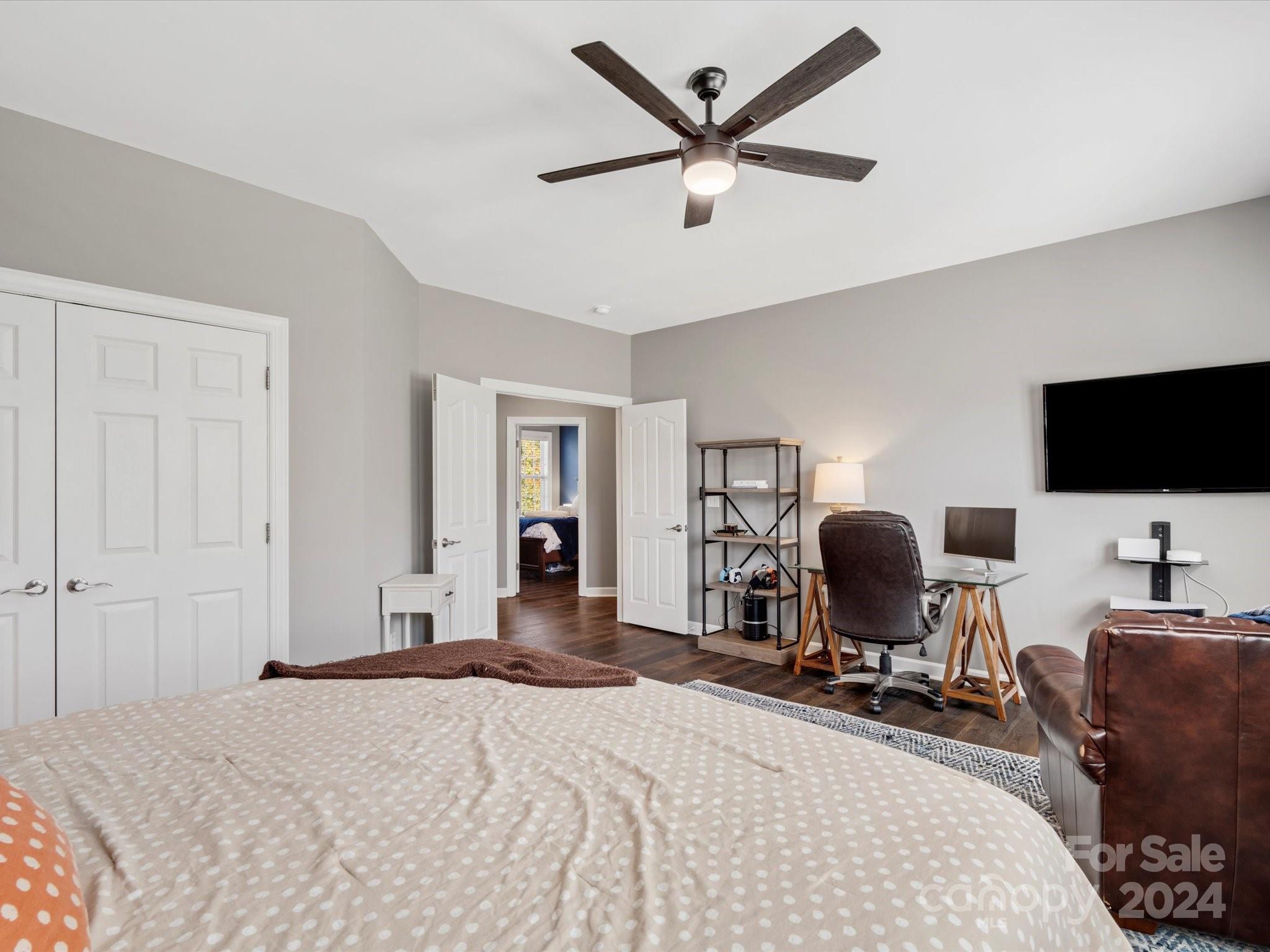 11118 Fountaingrove Drive