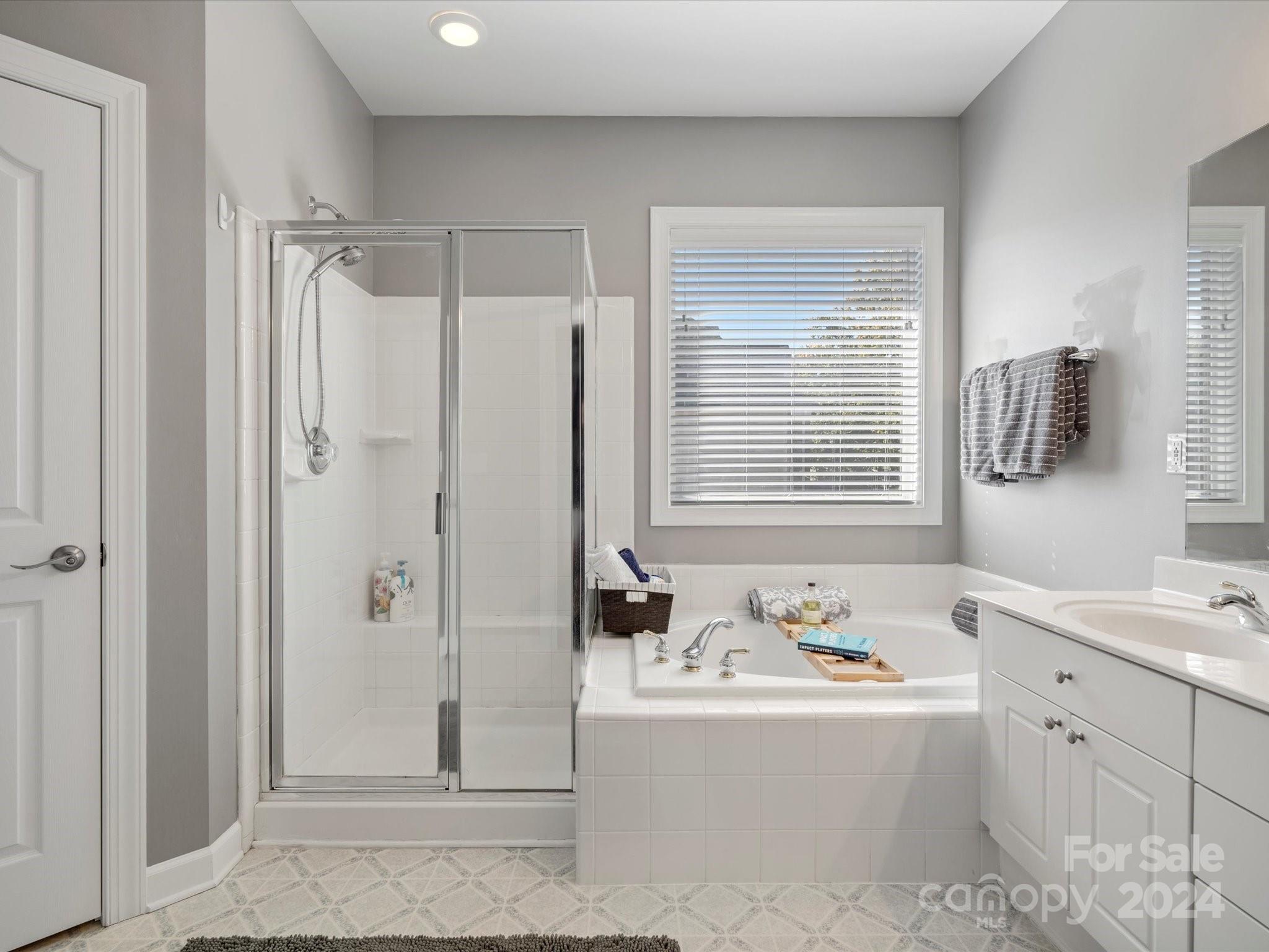 11118 Fountaingrove Drive