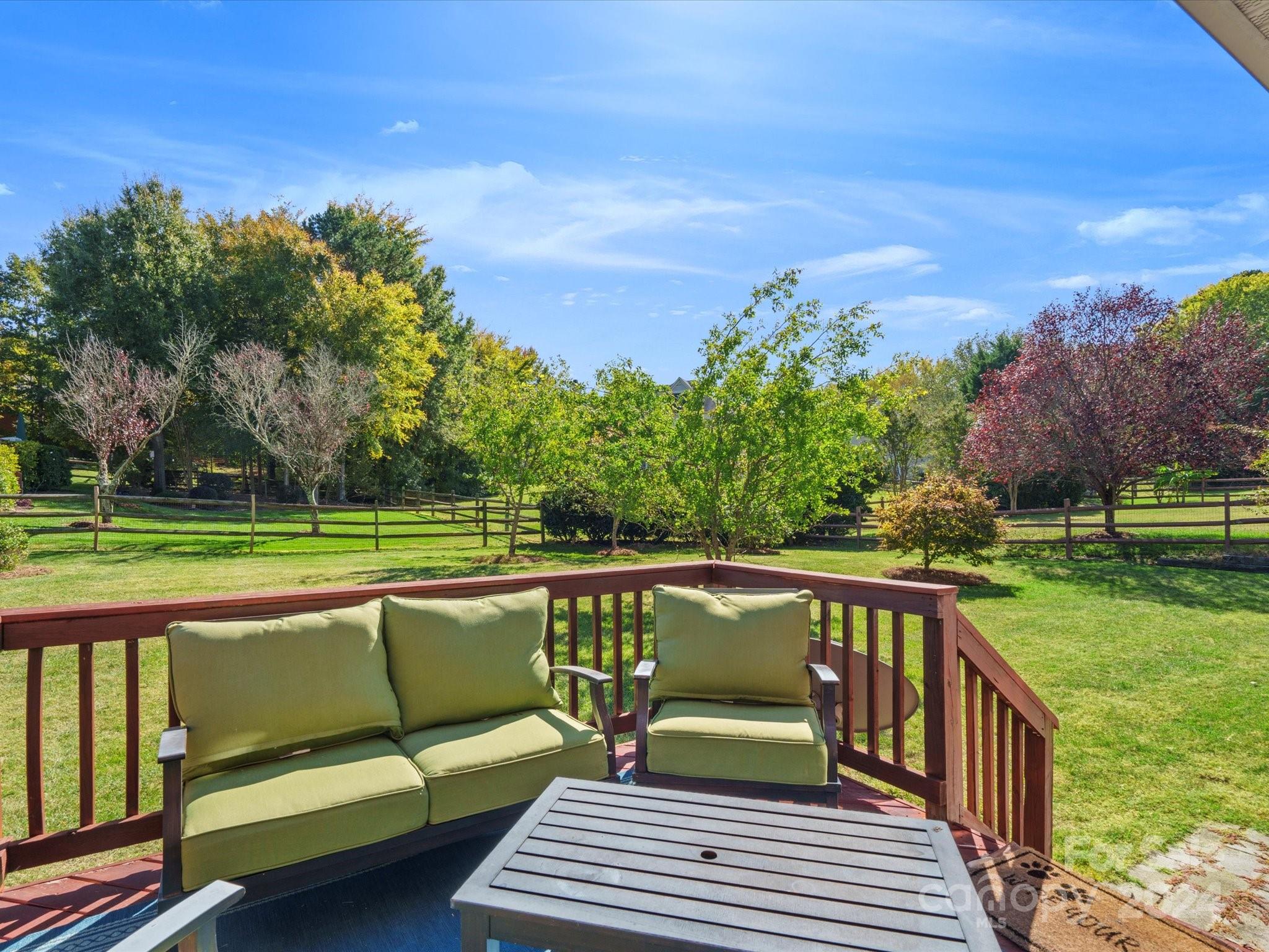 11118 Fountaingrove Drive