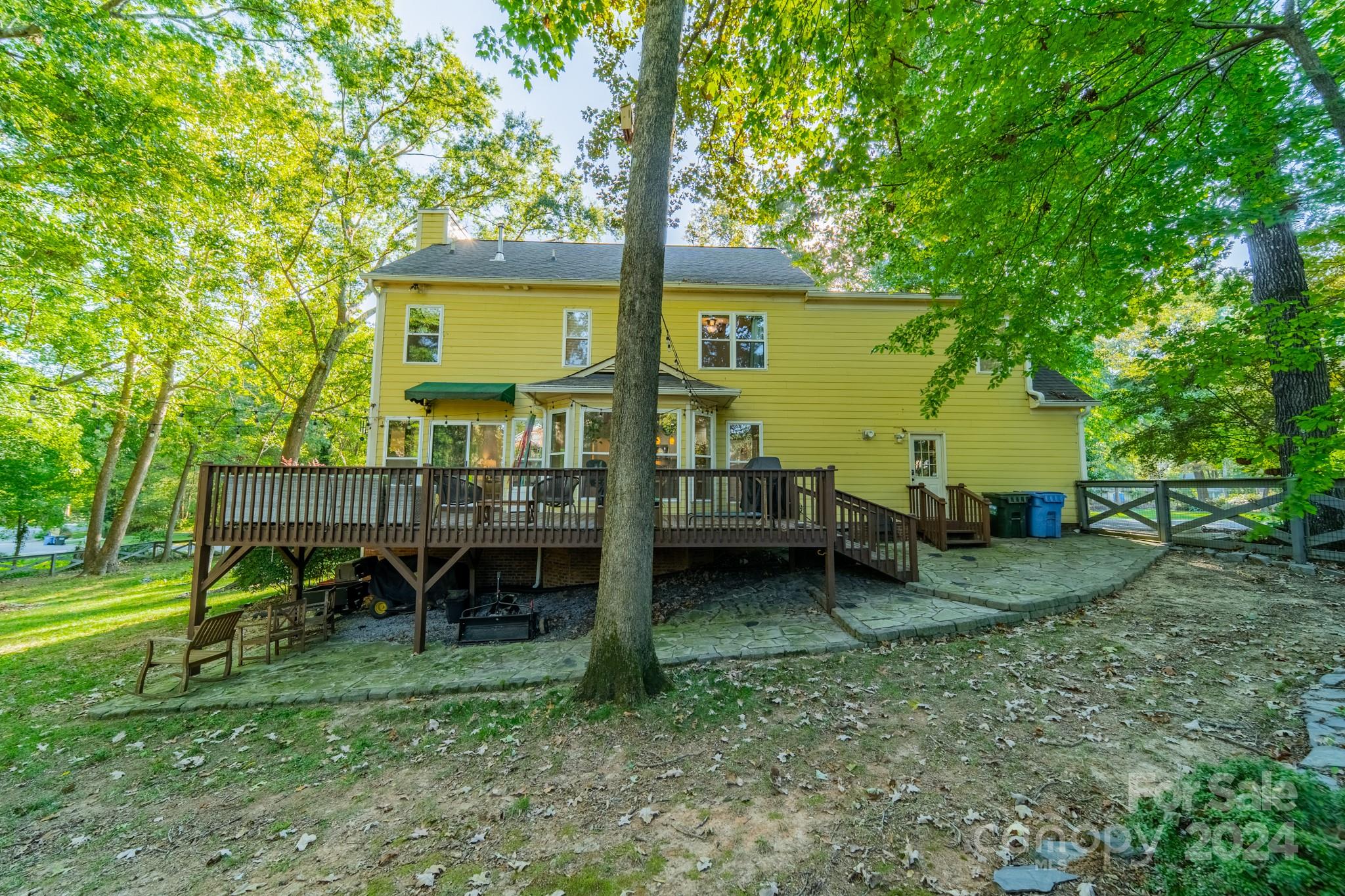 9901 Spring Harvest Drive