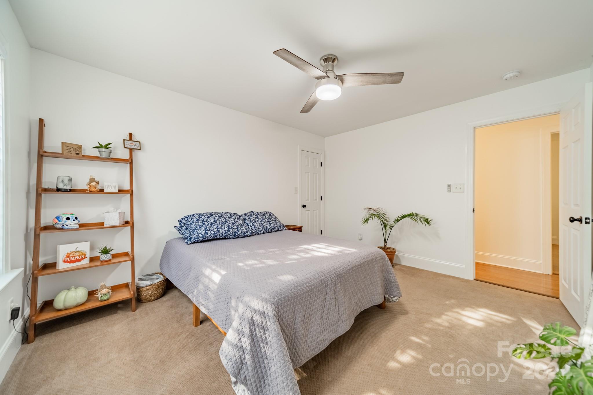 9901 Spring Harvest Drive