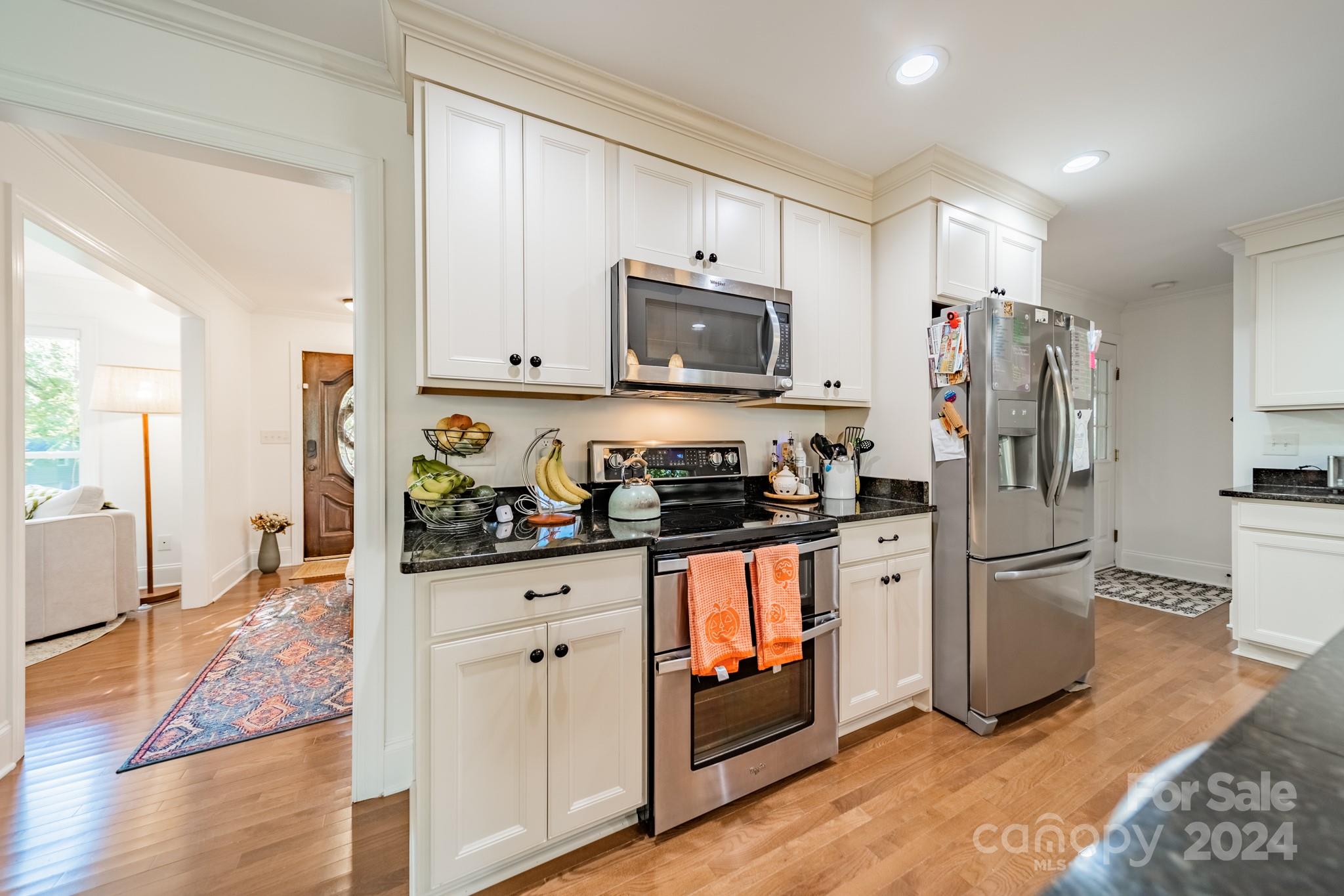 9901 Spring Harvest Drive