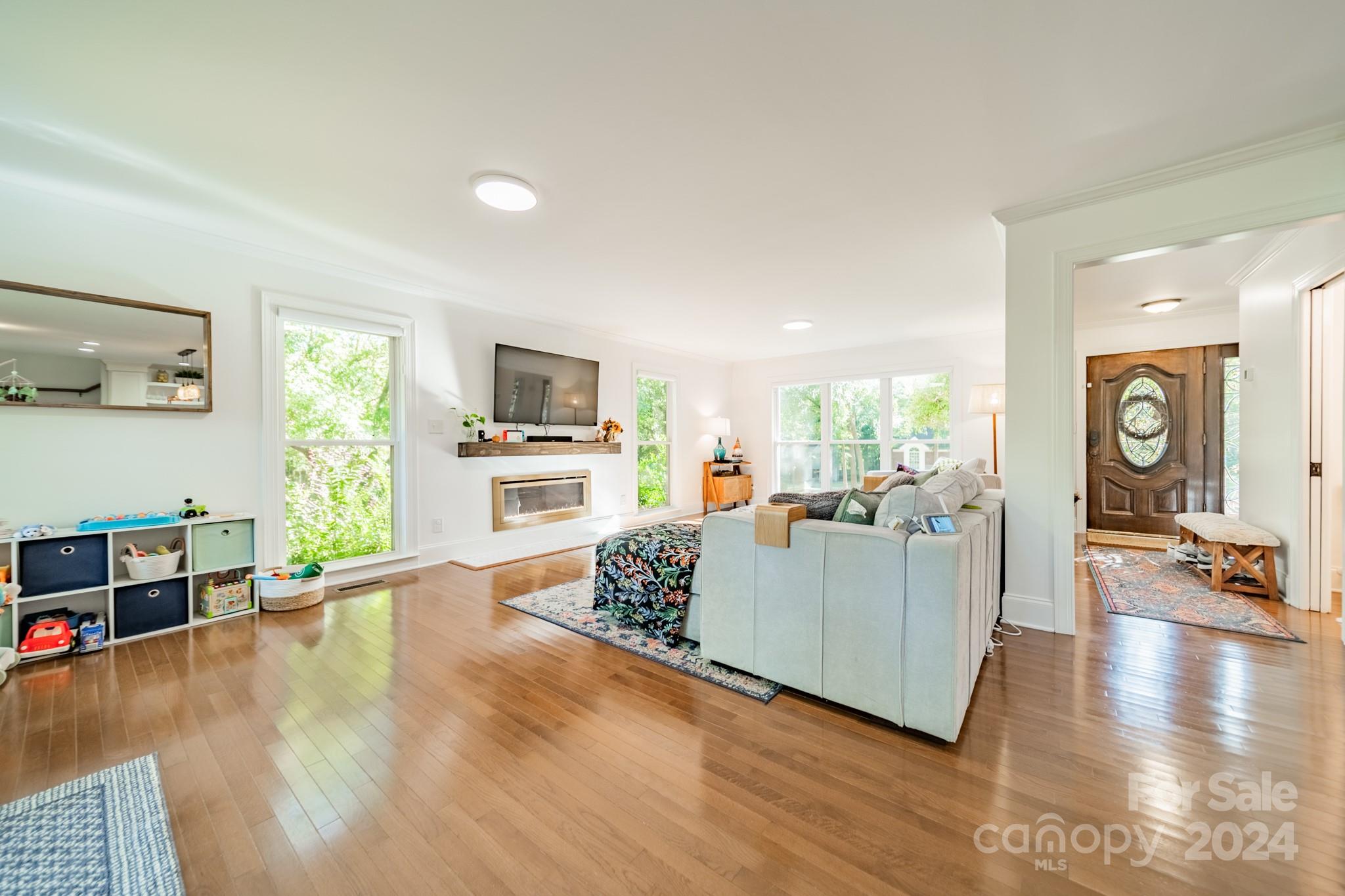 9901 Spring Harvest Drive