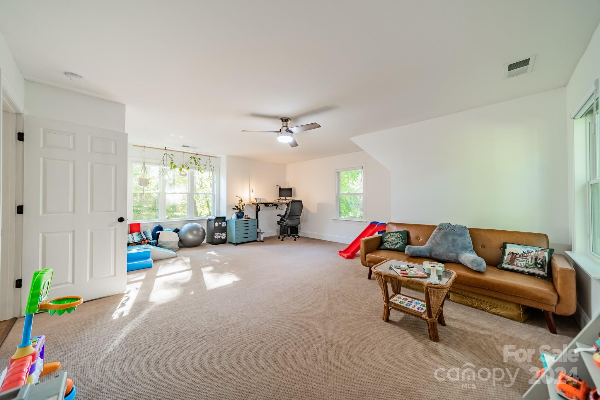9901 Spring Harvest Drive