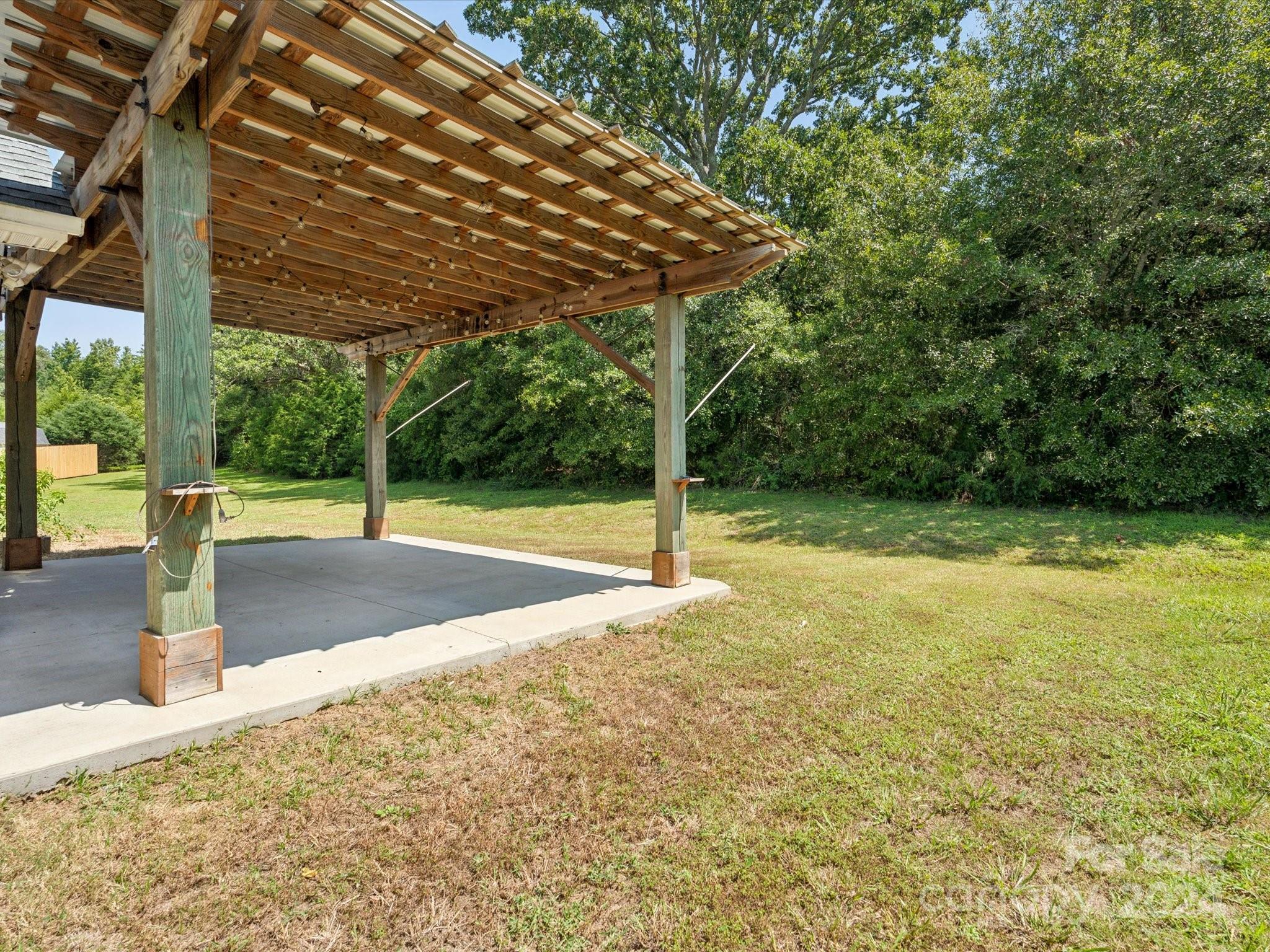 2569 April Showers Lane