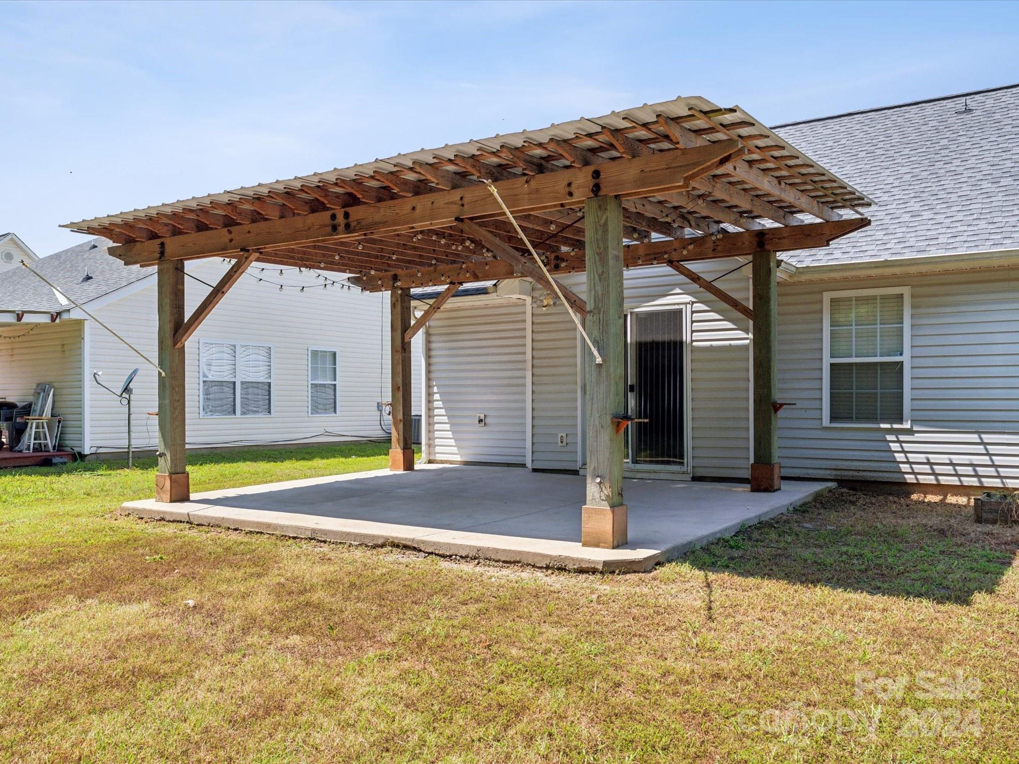 2569 April Showers Lane