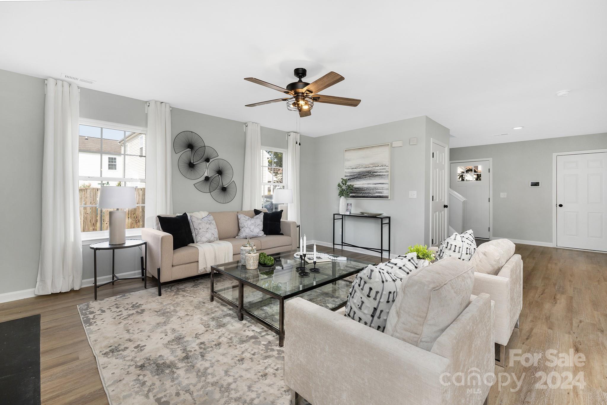 2773 Round Hill Court