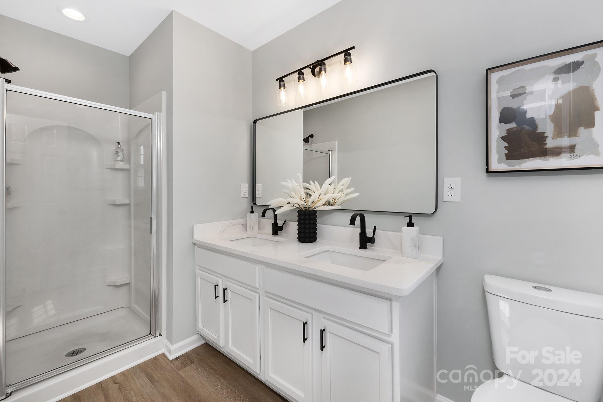 2773 Round Hill Court