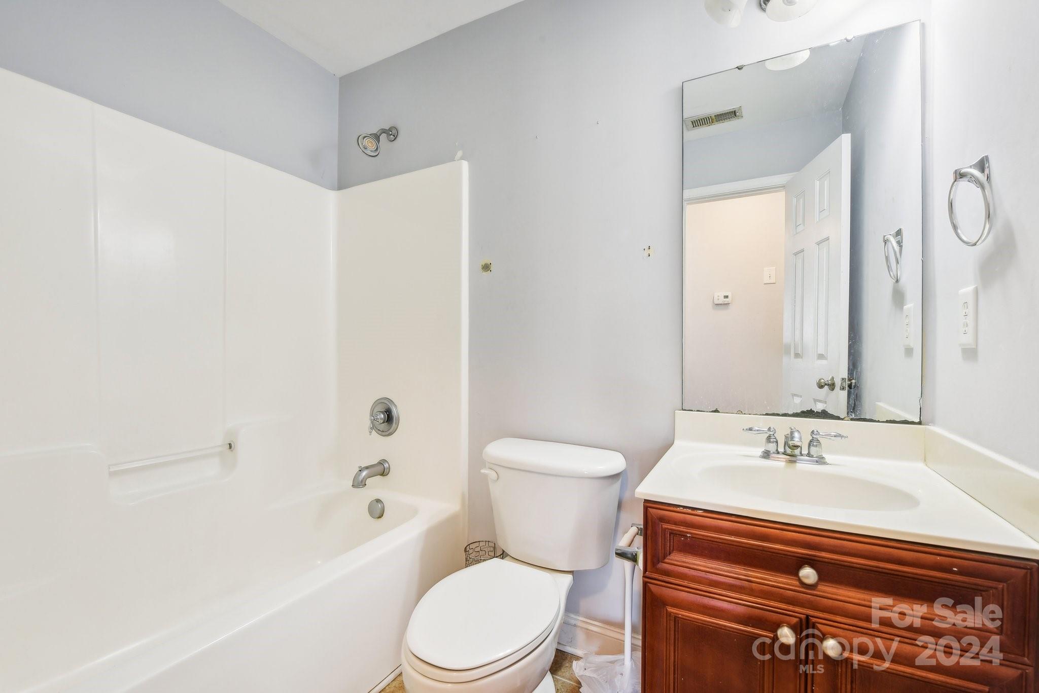 2000 Chandler Forest Court