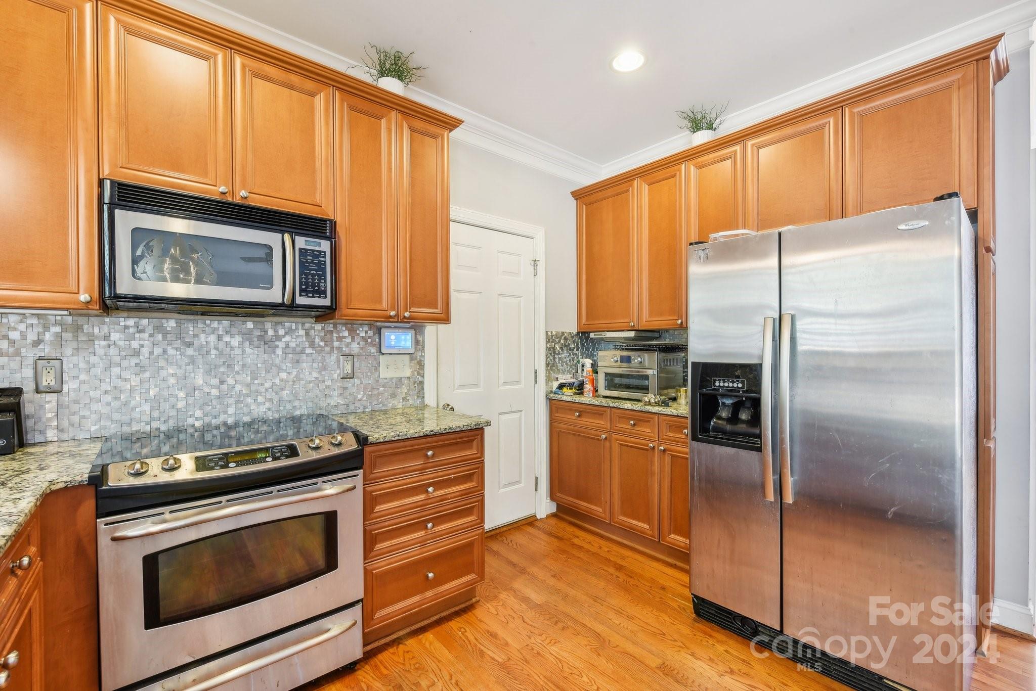 2000 Chandler Forest Court