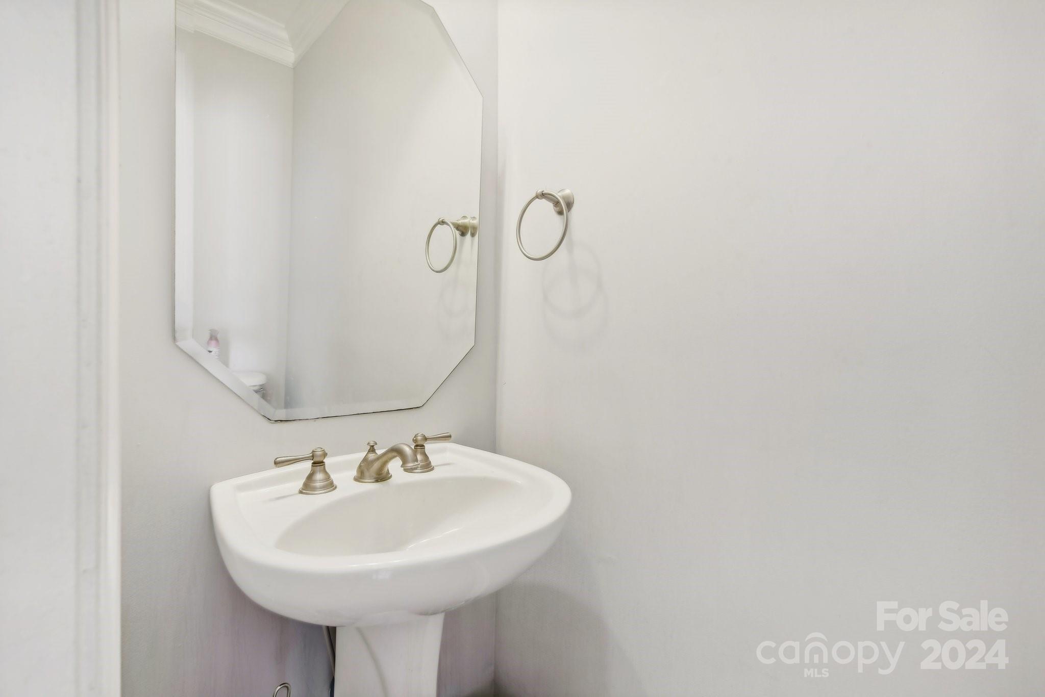 2000 Chandler Forest Court