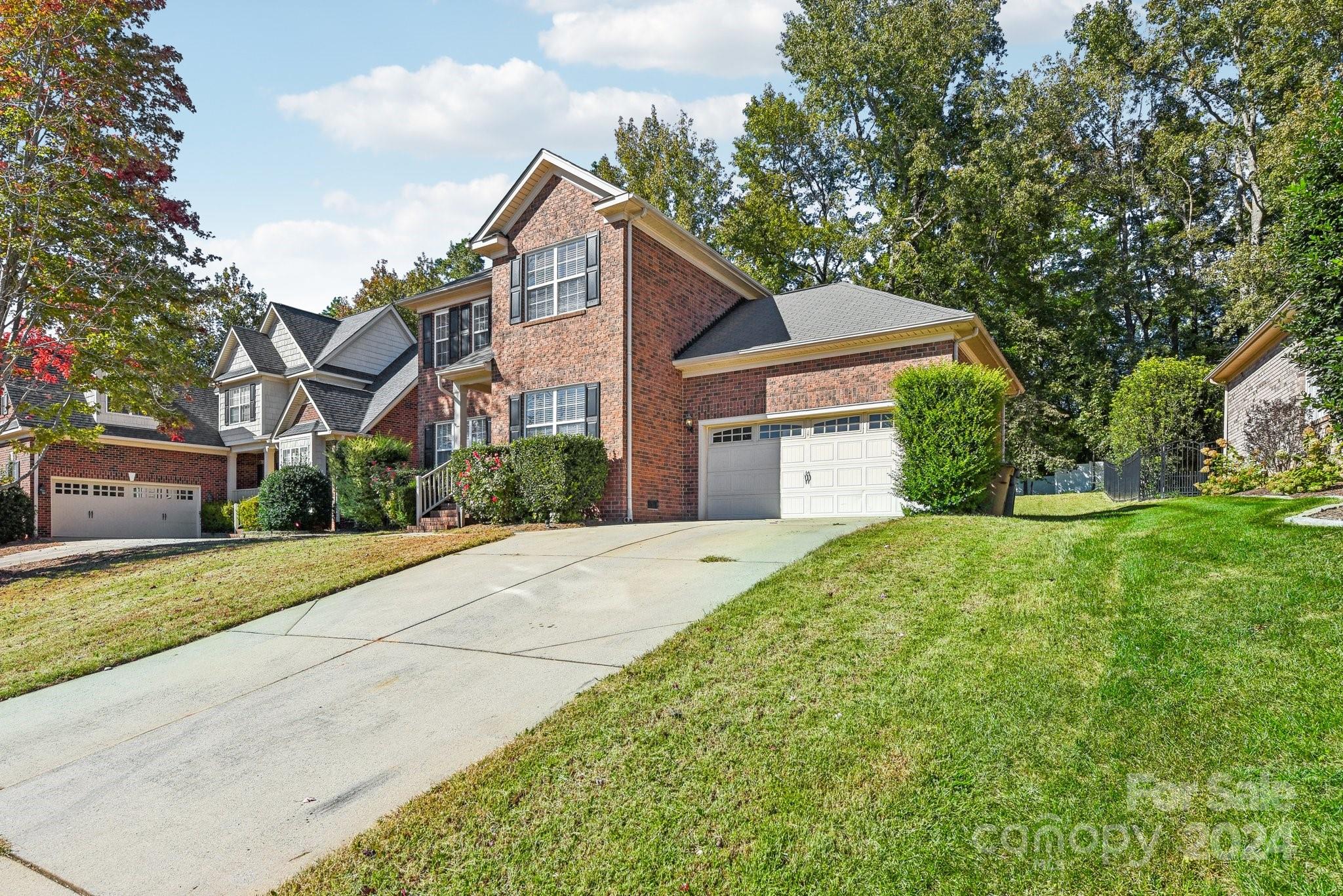 2000 Chandler Forest Court