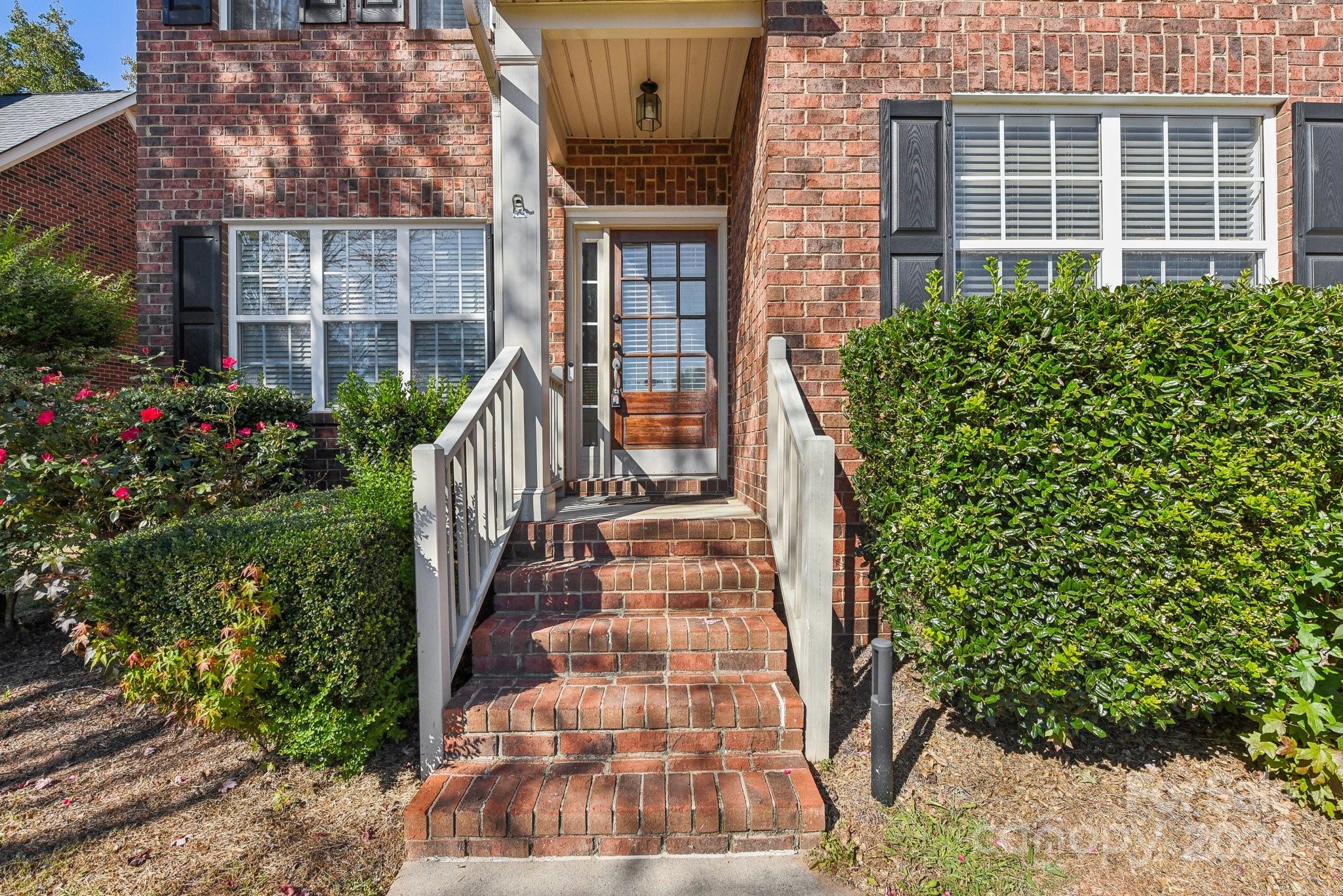 2000 Chandler Forest Court