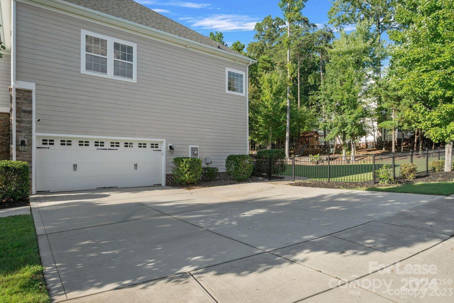 10231 Daufuskie Drive