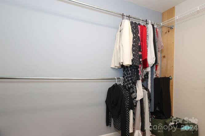 9693 Brandybuck Drive NW