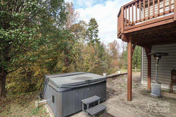 9693 Brandybuck Drive NW