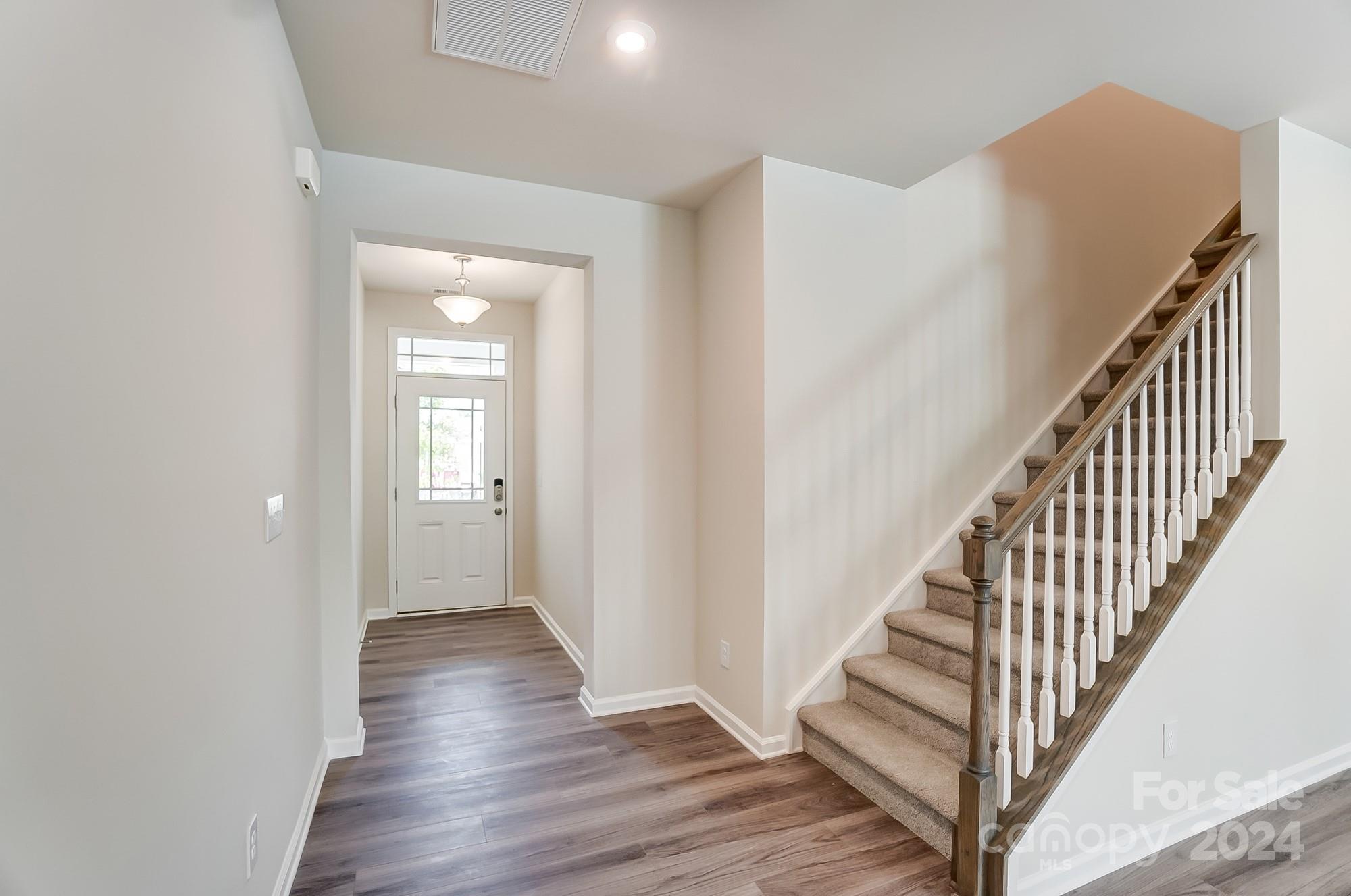 14858 Tamarack Drive