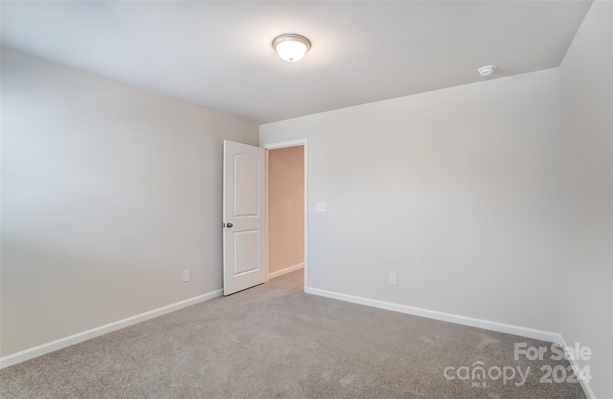 14858 Tamarack Drive