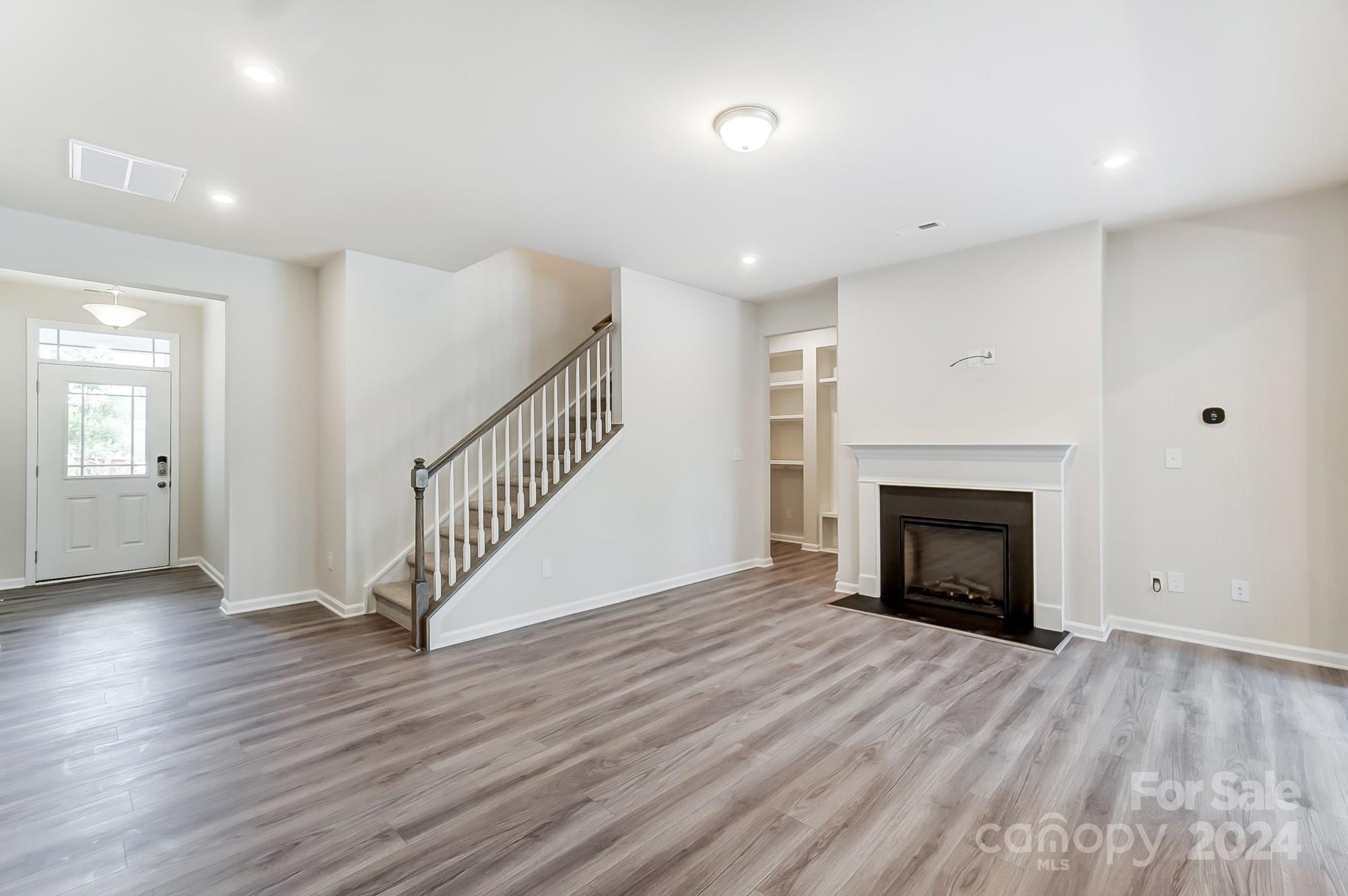 14858 Tamarack Drive