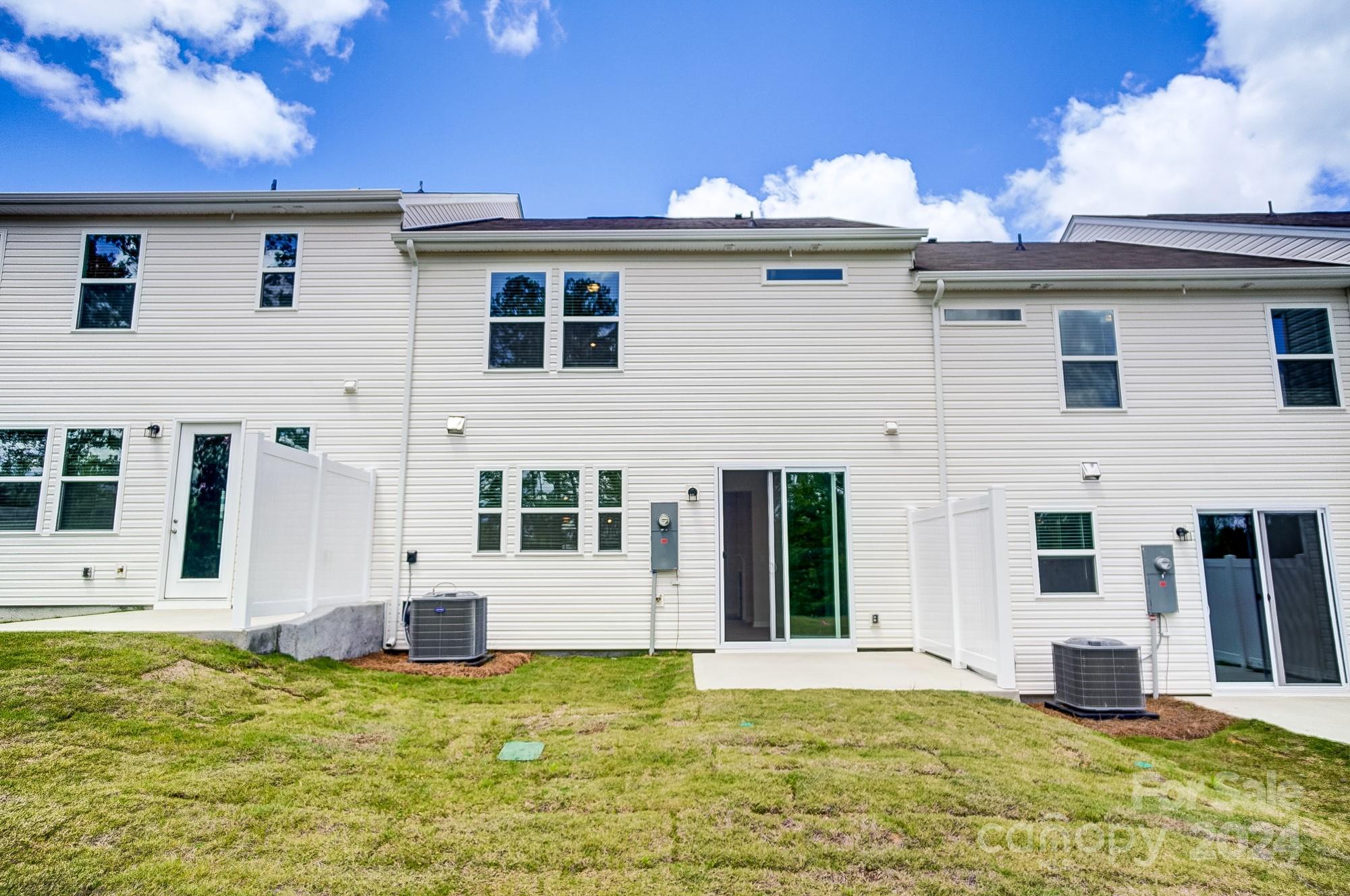 14858 Tamarack Drive