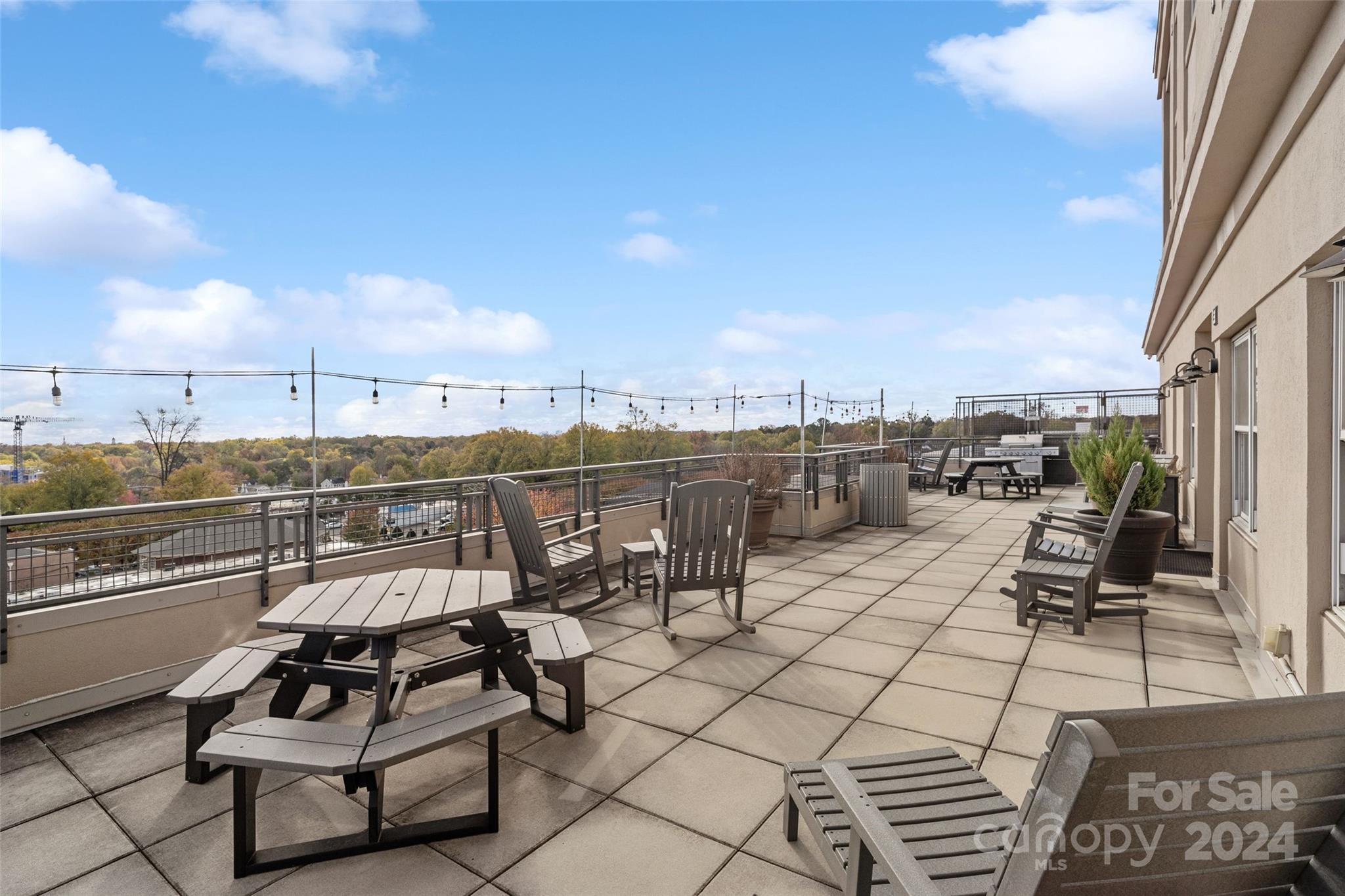 1315 East Boulevard Unit: 515