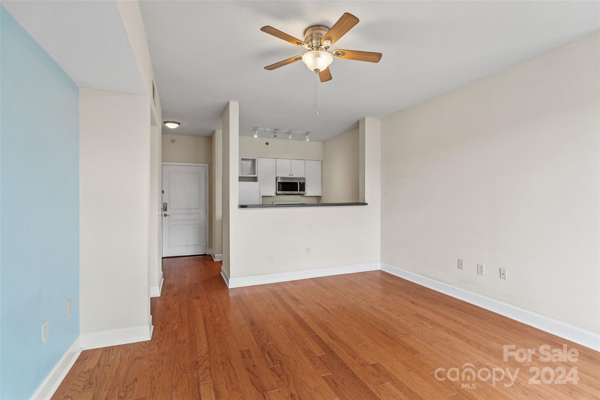 1315 East Boulevard Unit: 515