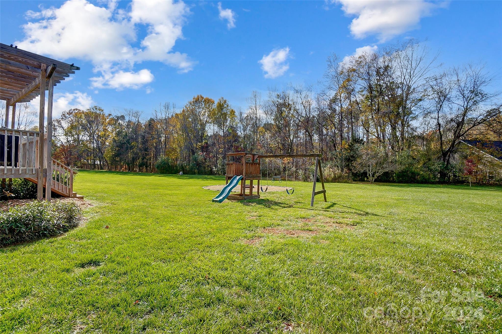 9751 Arlington Oaks Drive