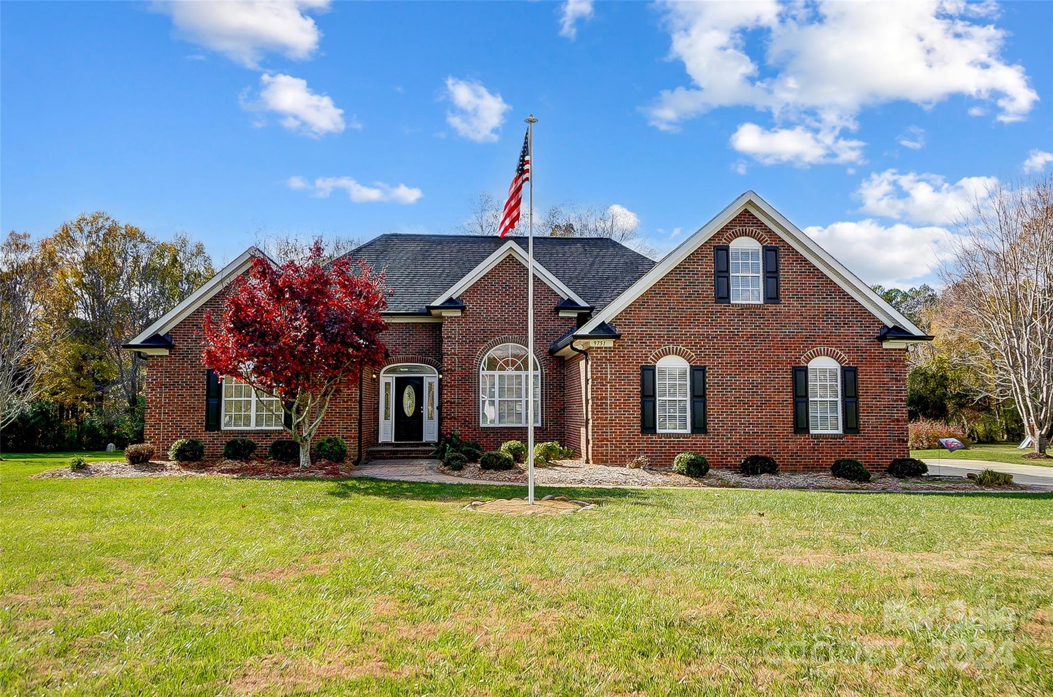 9751 Arlington Oaks Drive