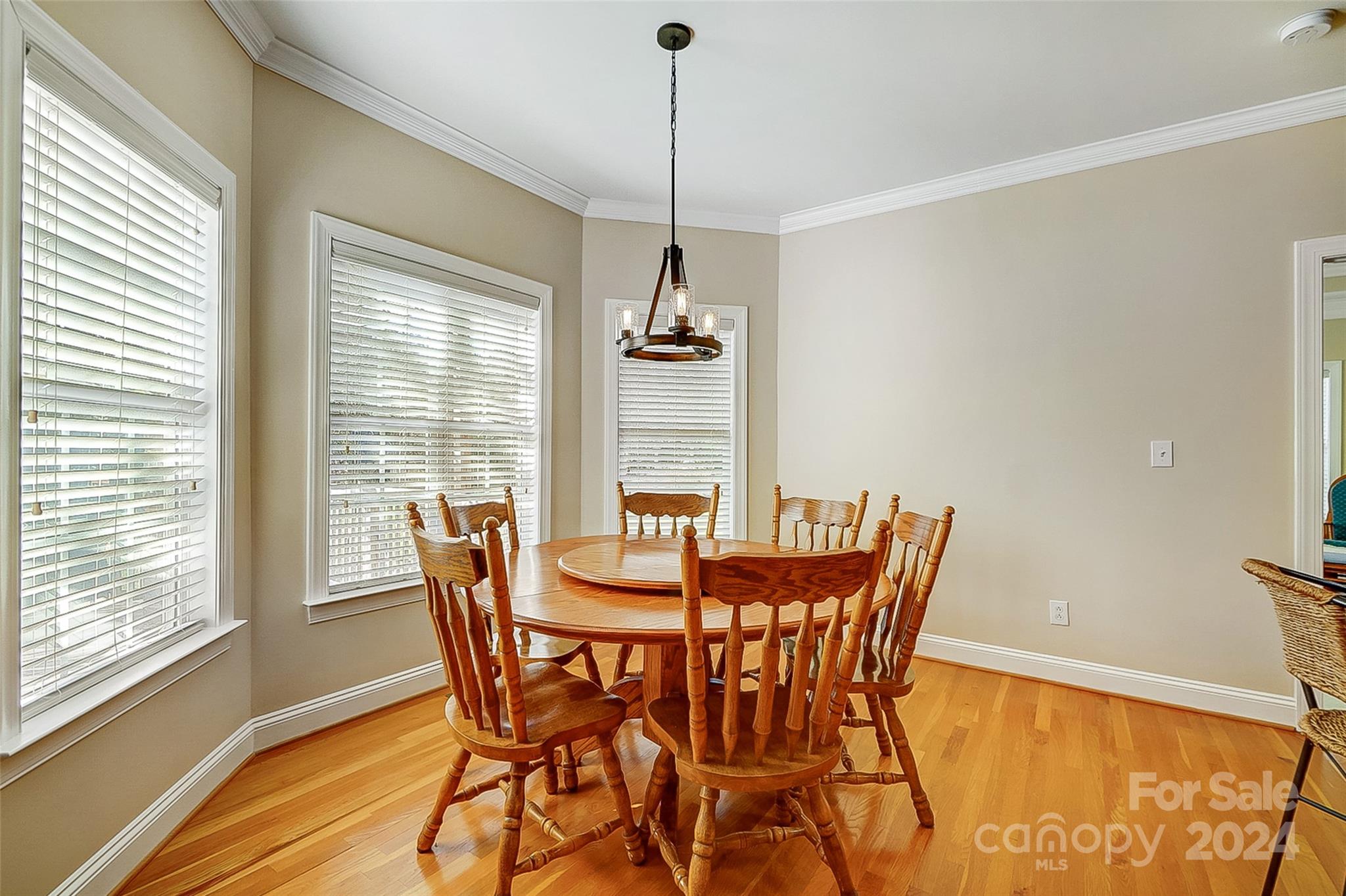 9751 Arlington Oaks Drive