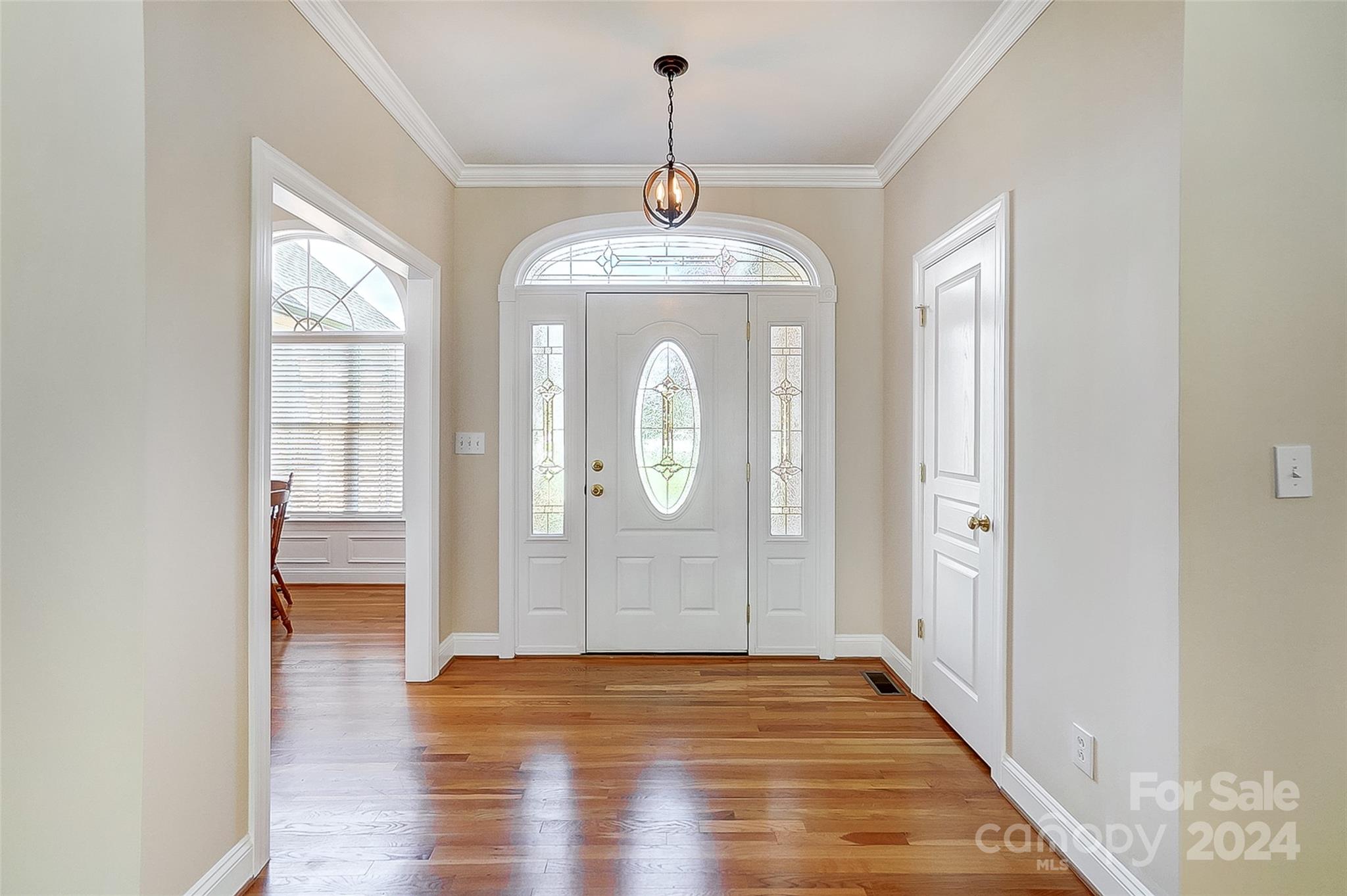 9751 Arlington Oaks Drive