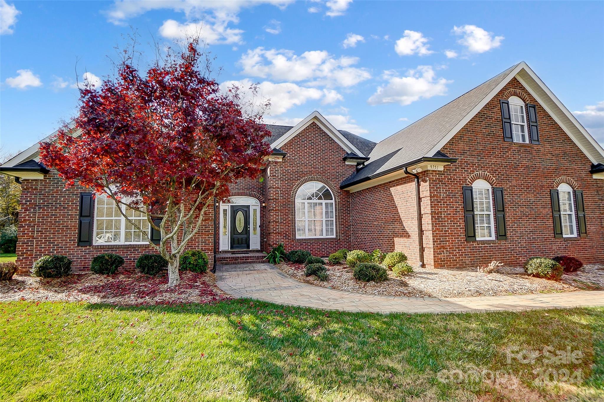9751 Arlington Oaks Drive
