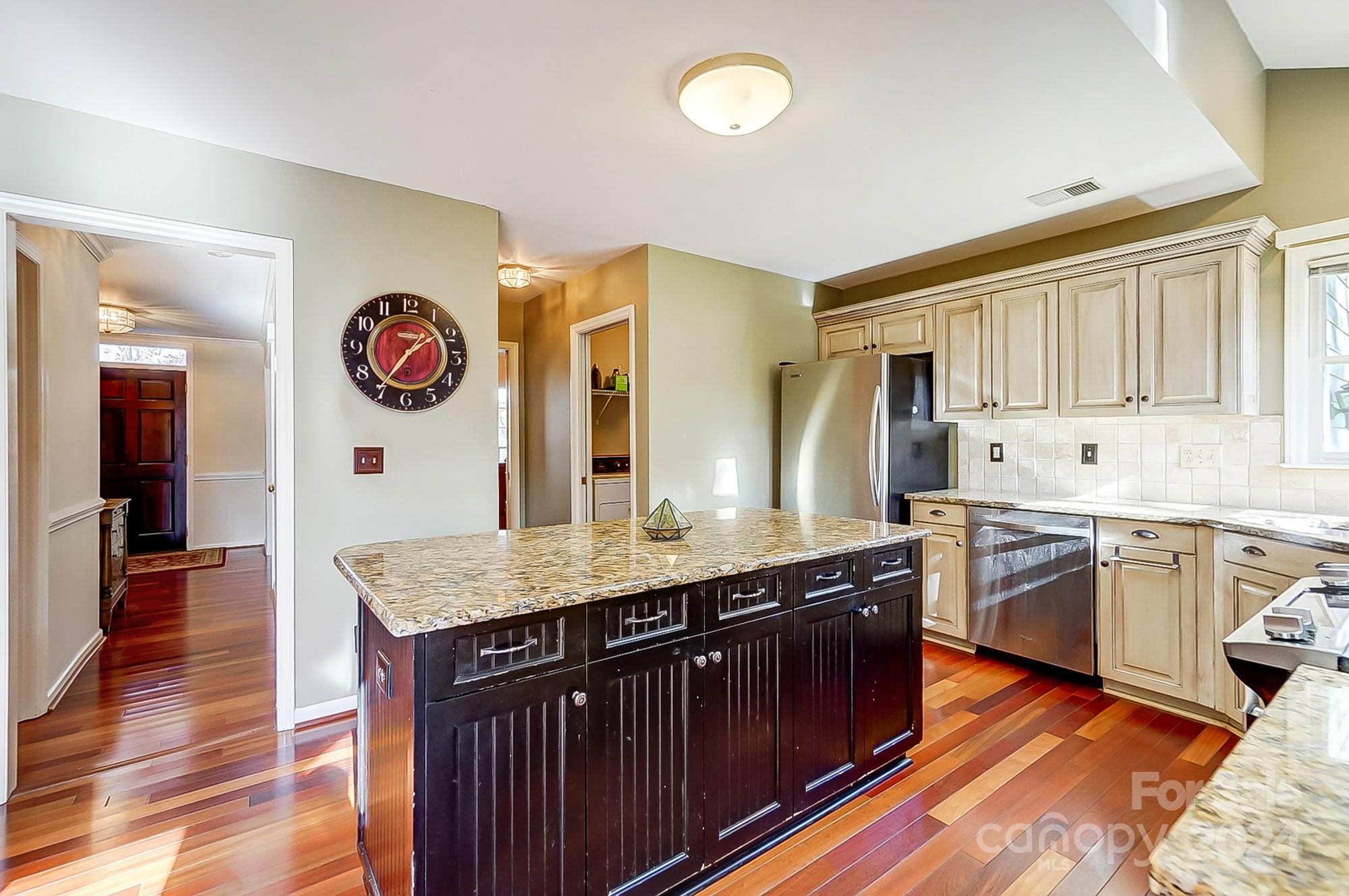 15001 Chilgrove Lane