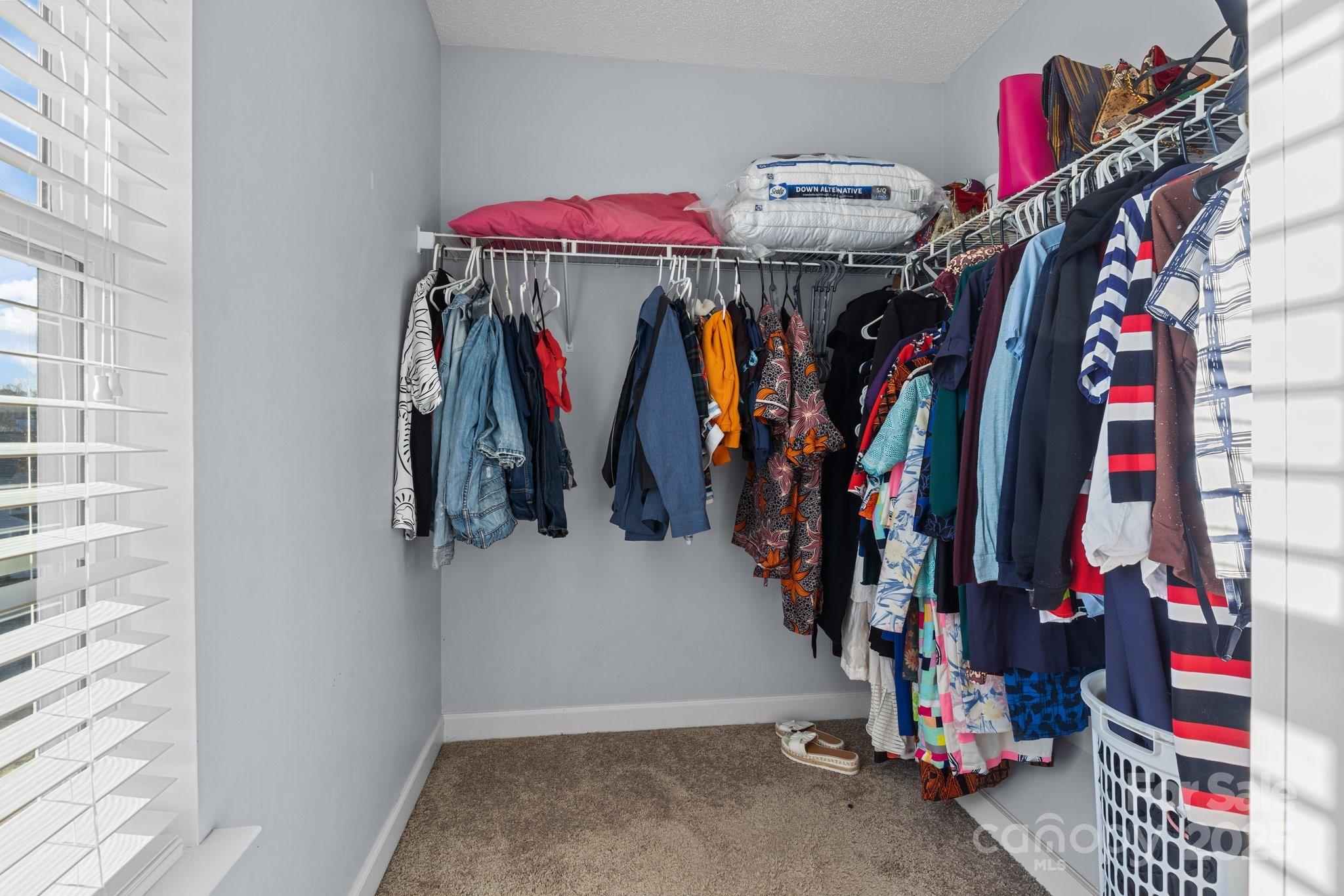 641 Woodington Lane