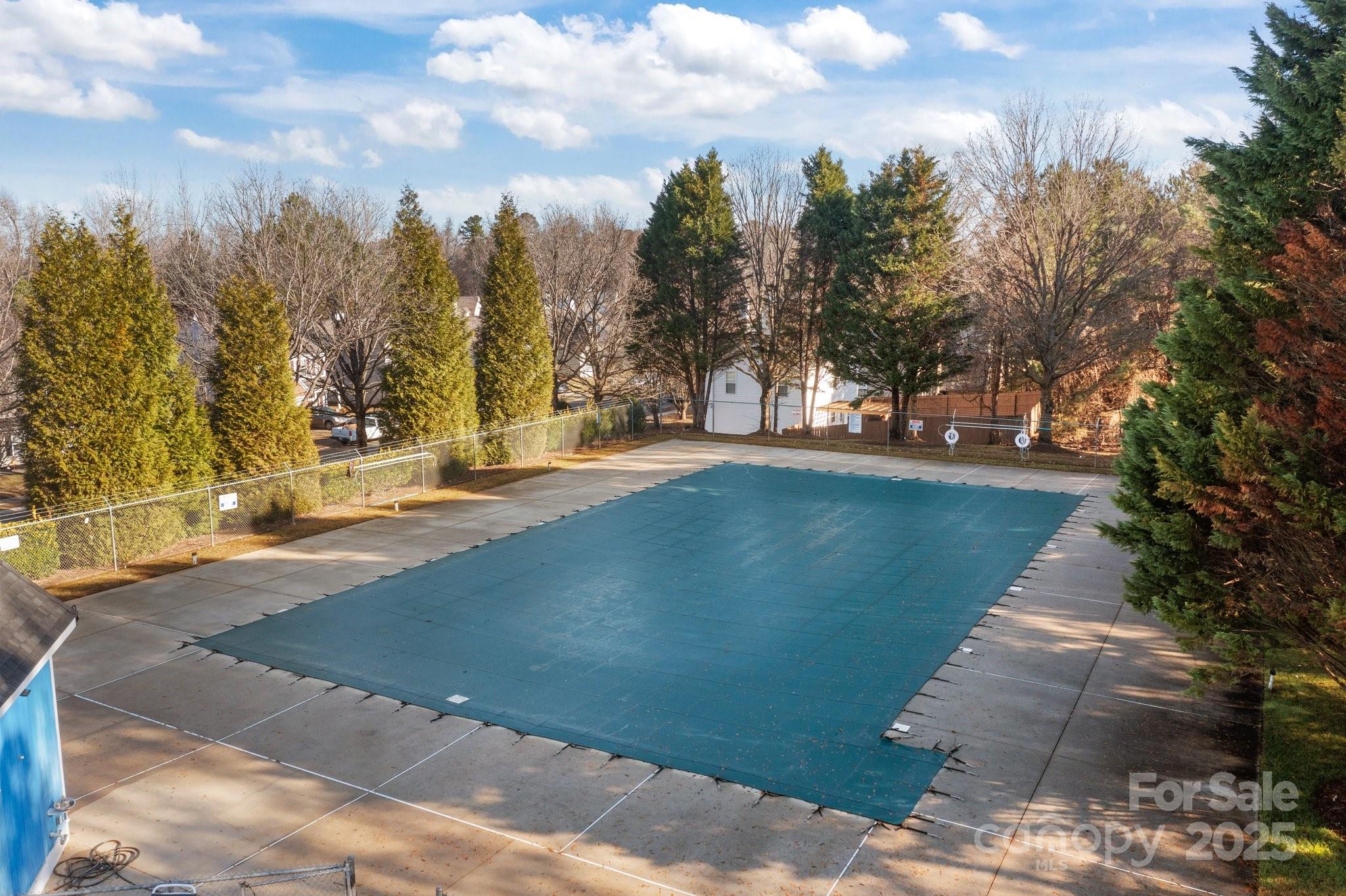 641 Woodington Lane