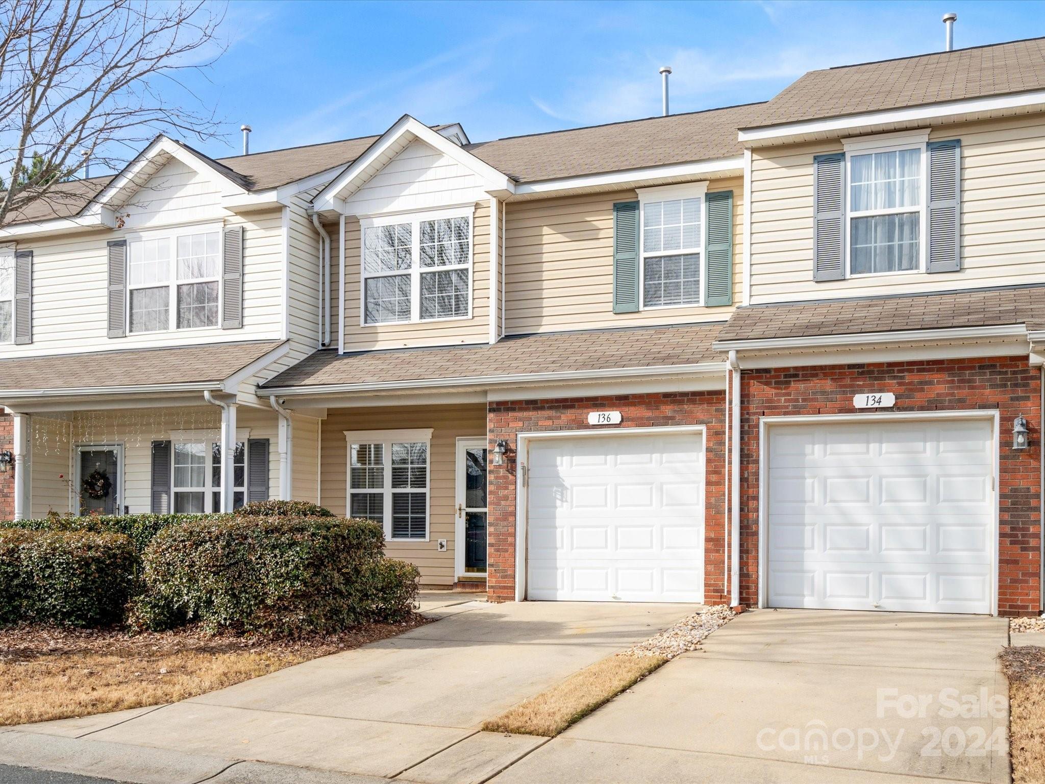 136 Rapids Road