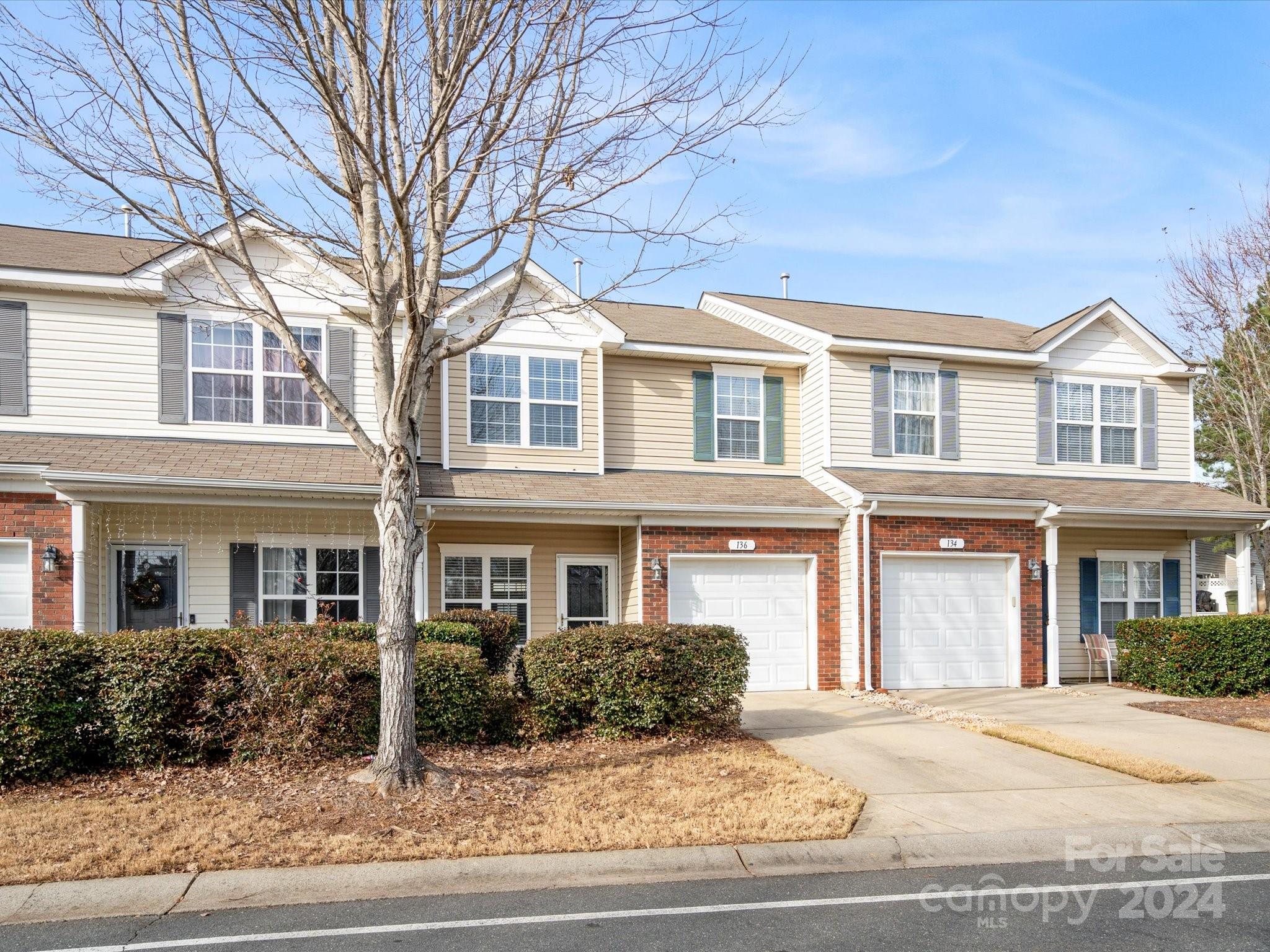 136 Rapids Road