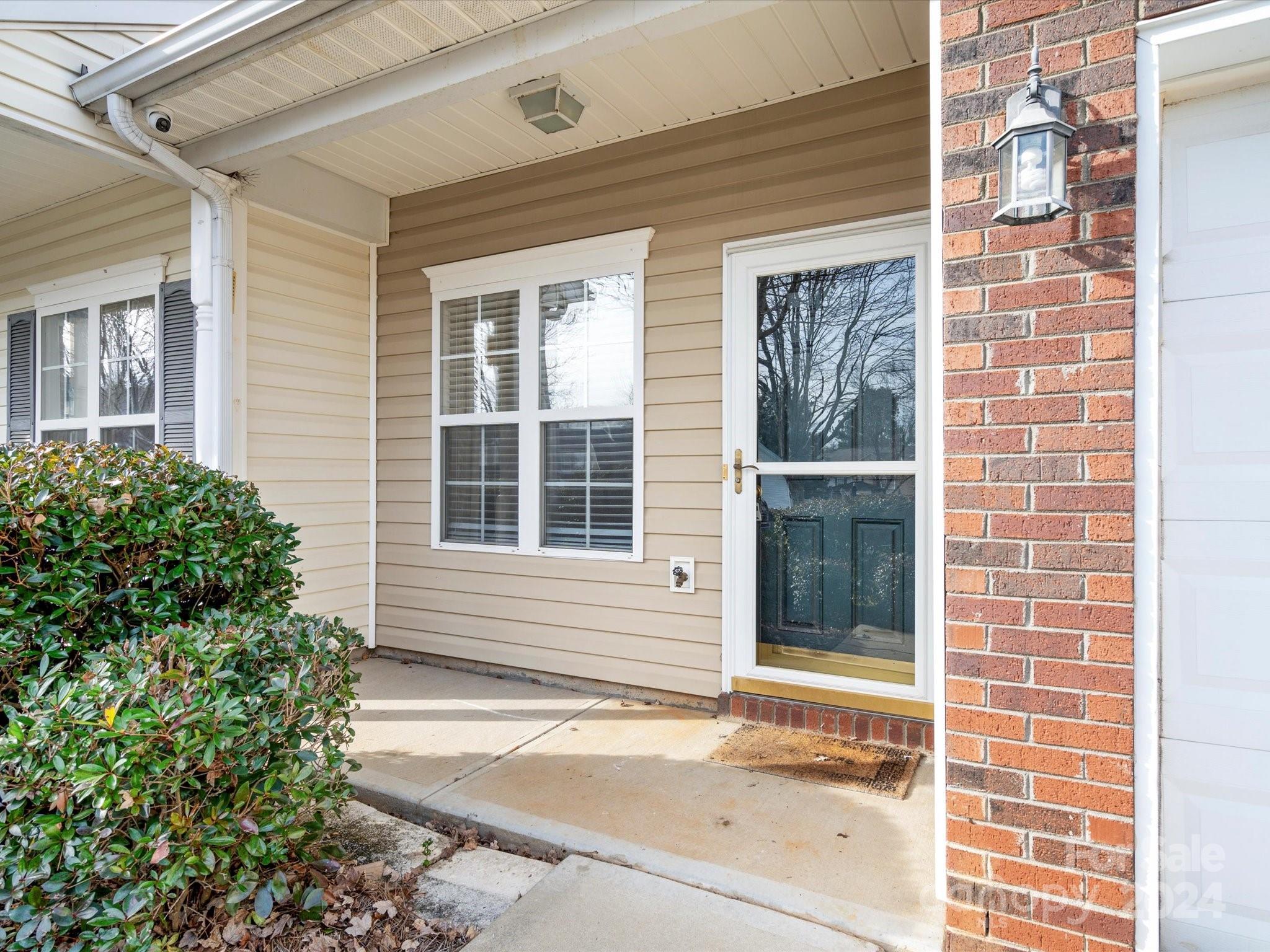 136 Rapids Road