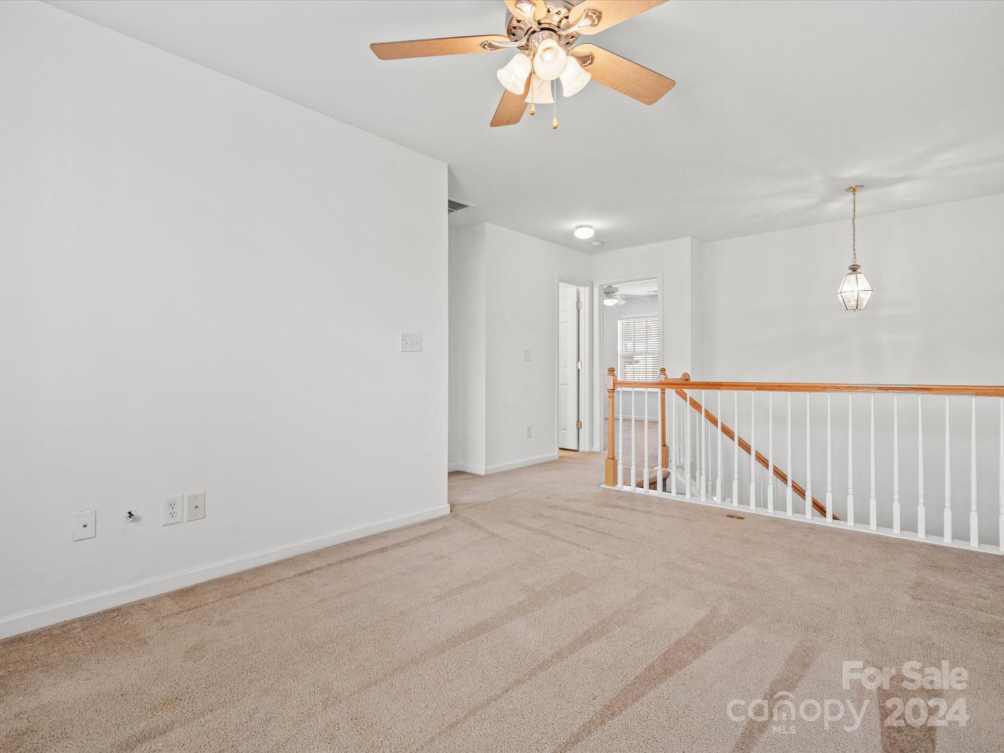 136 Rapids Road