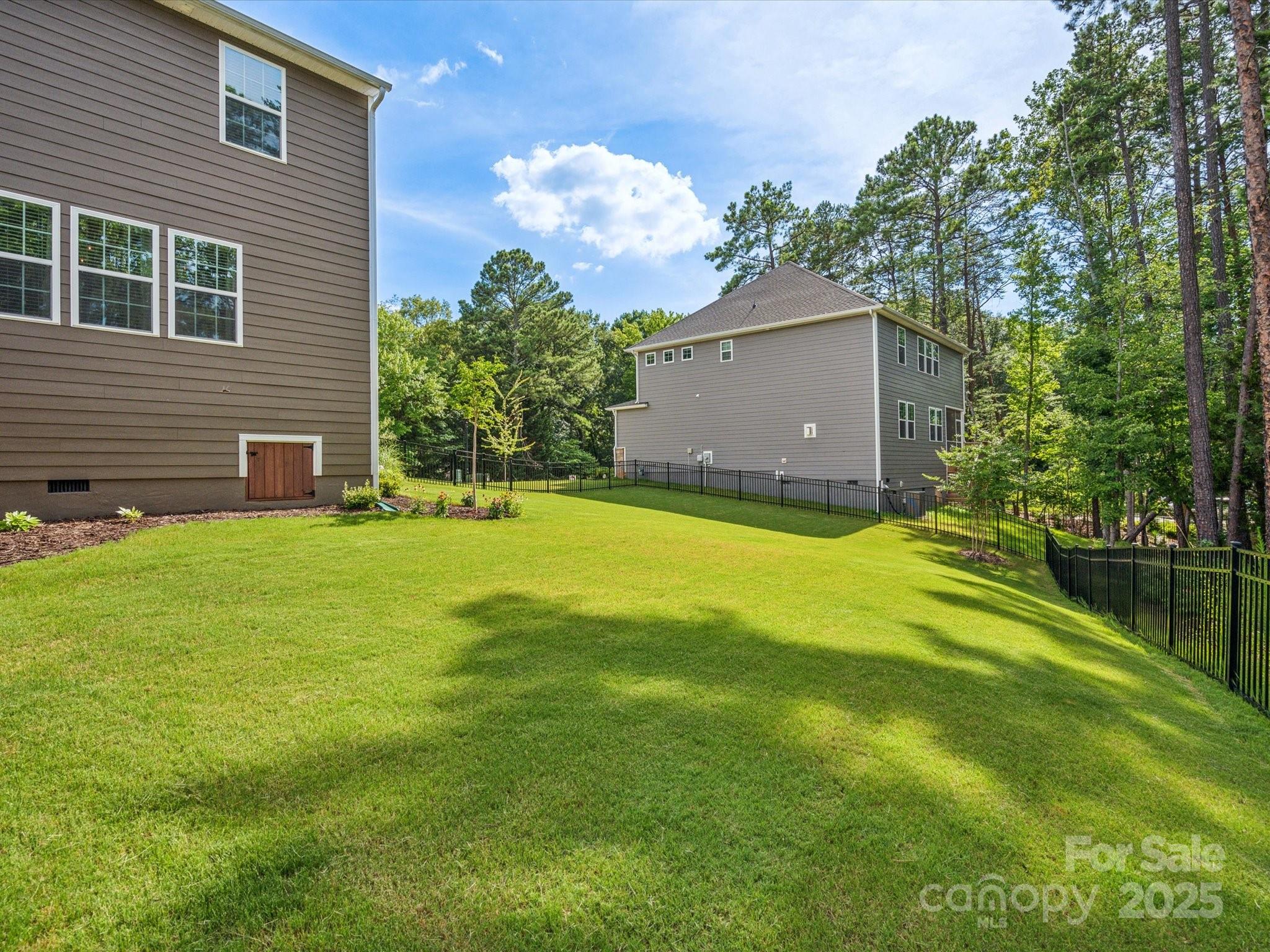 17718 Snug Harbor Road