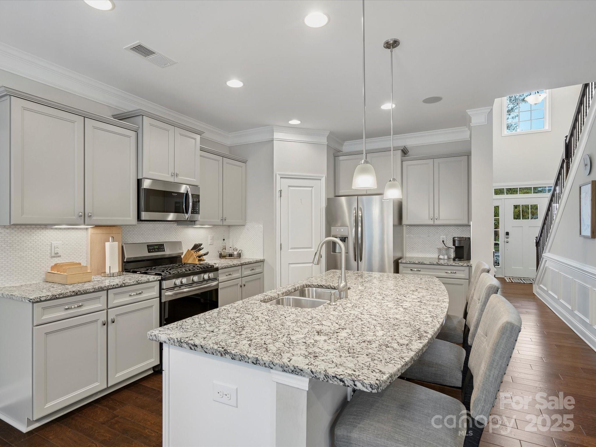 9507 Inverness Bay Road