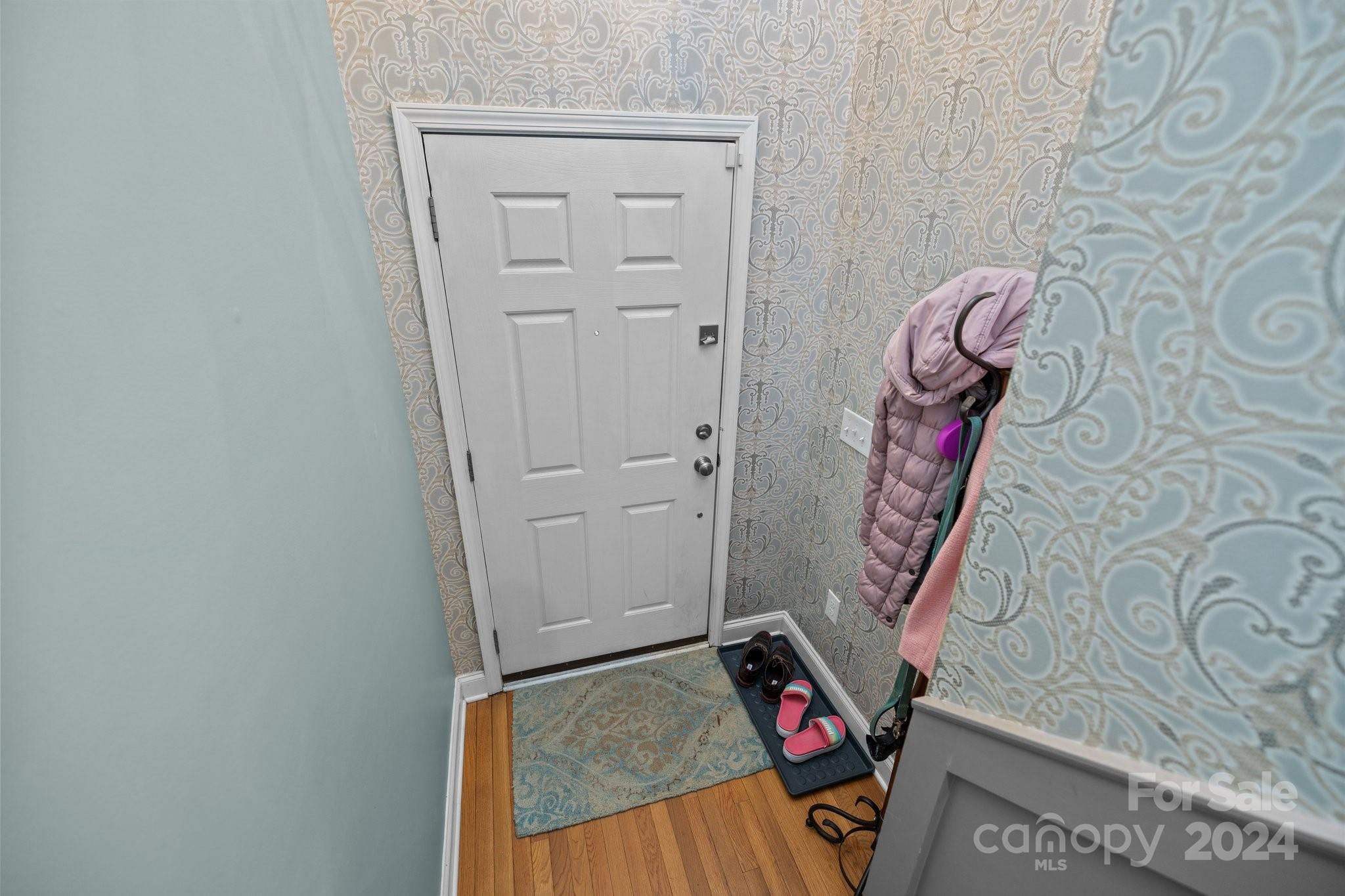 9511 Westchire Court