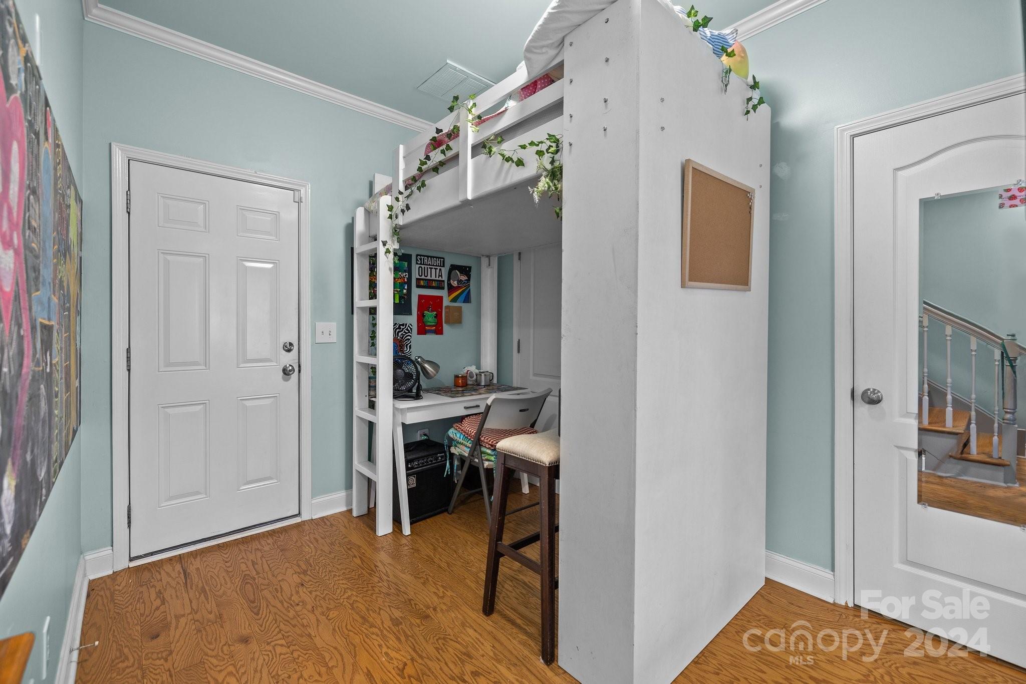 9511 Westchire Court