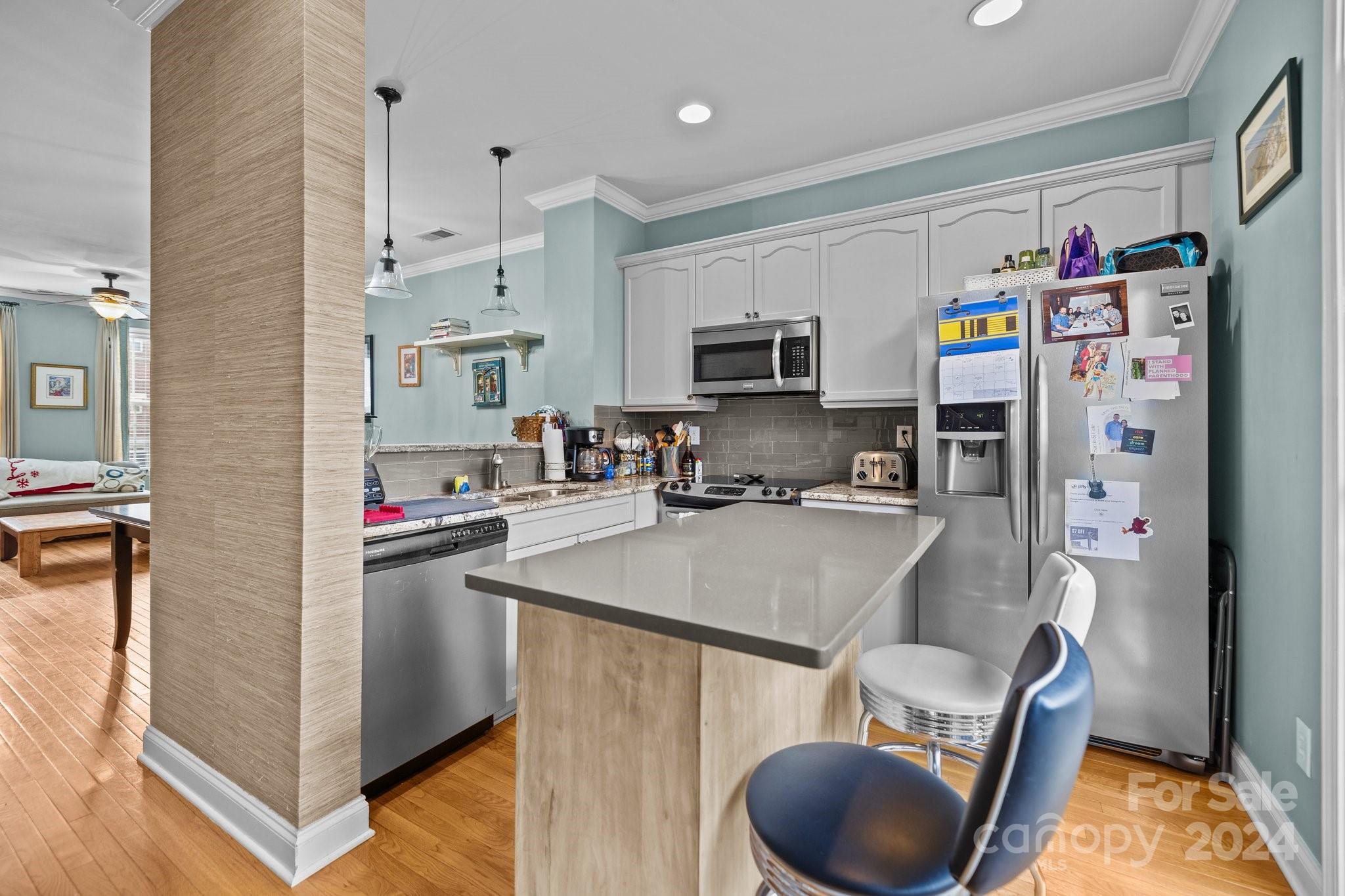 9511 Westchire Court