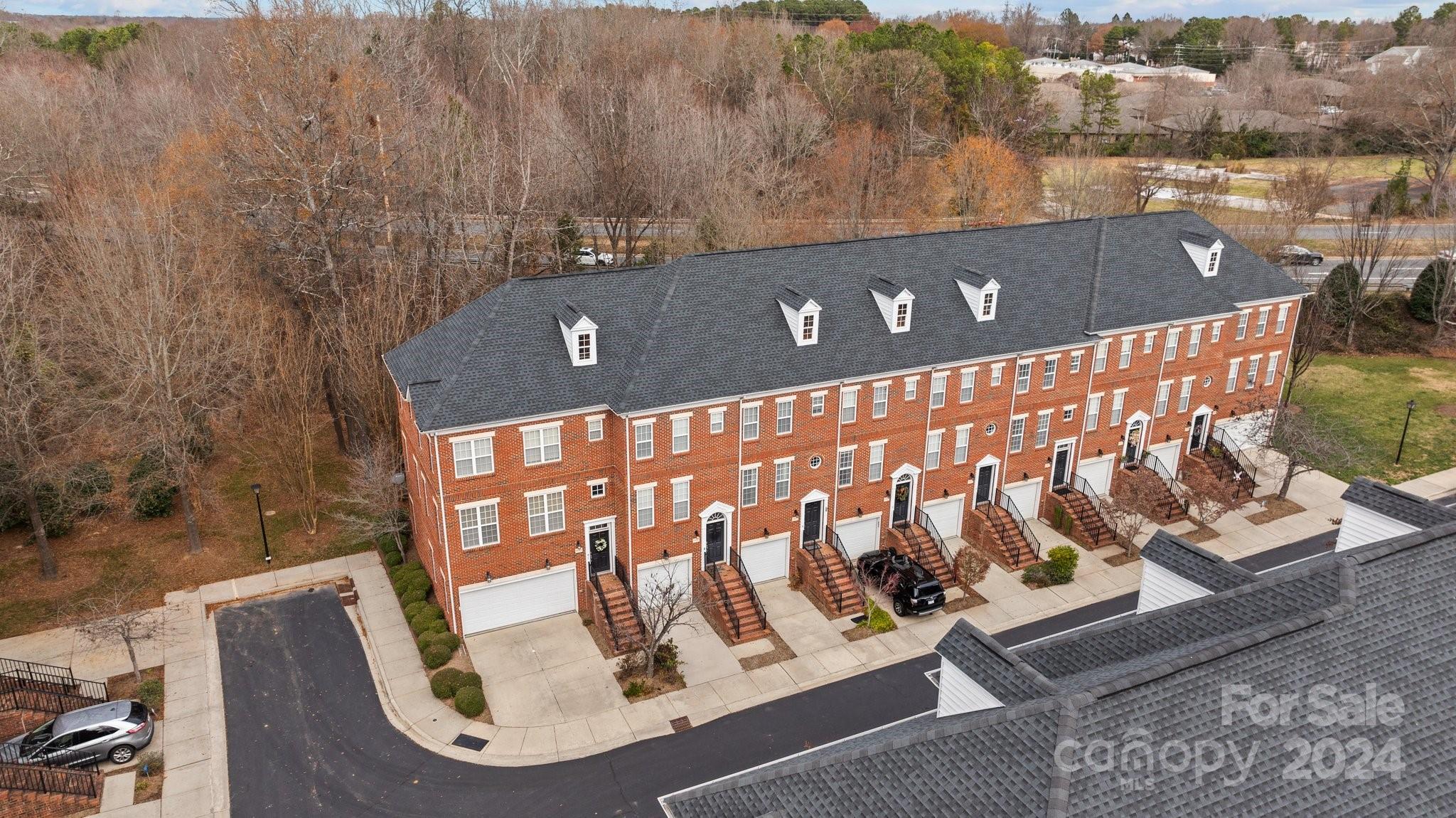 9511 Westchire Court