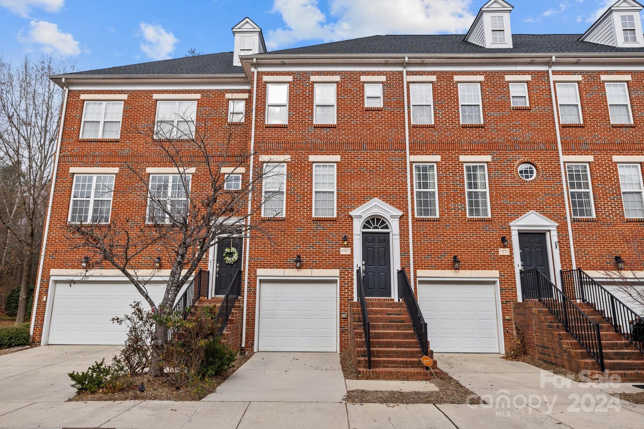 9511 Westchire Court