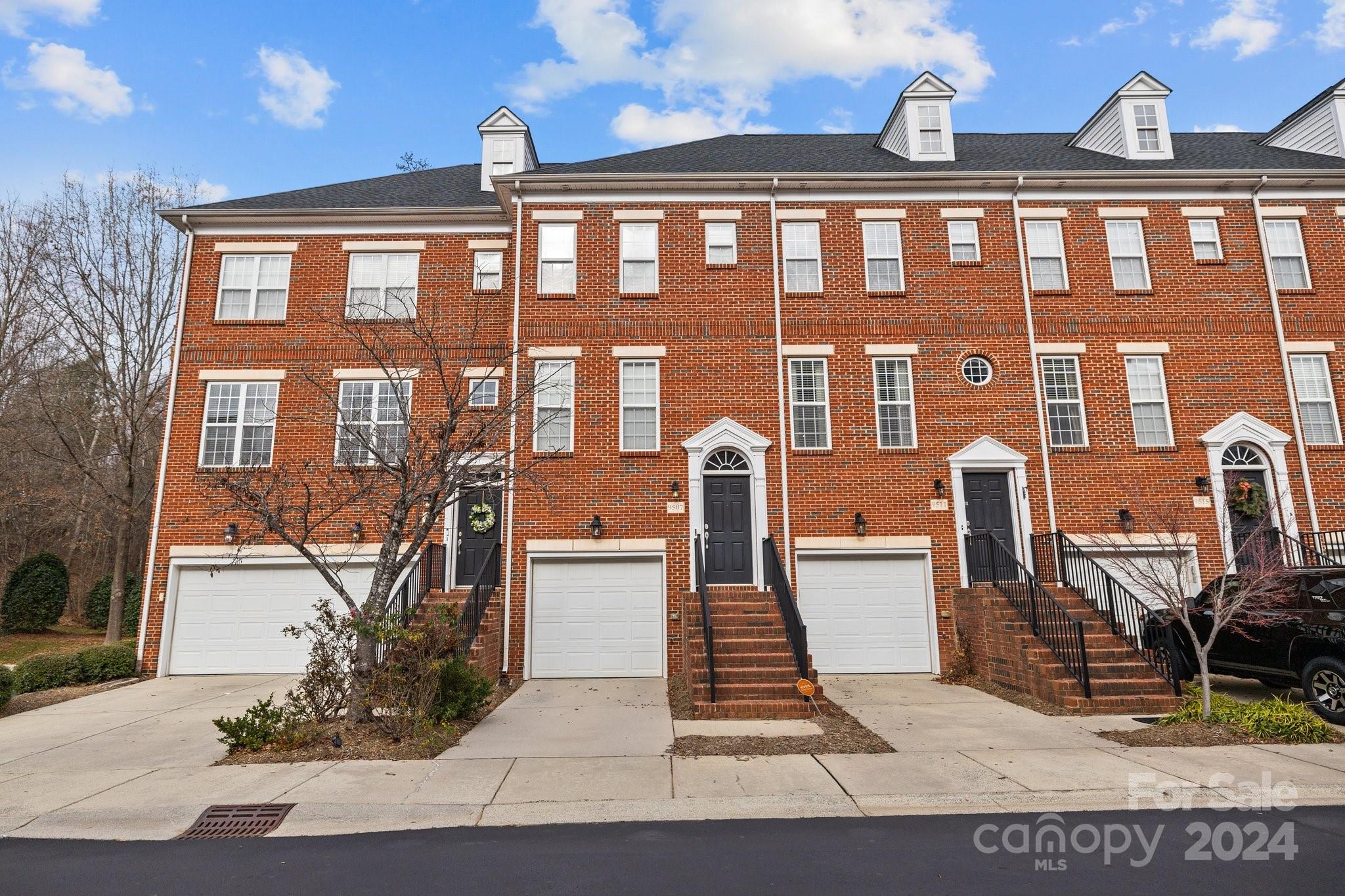 9511 Westchire Court