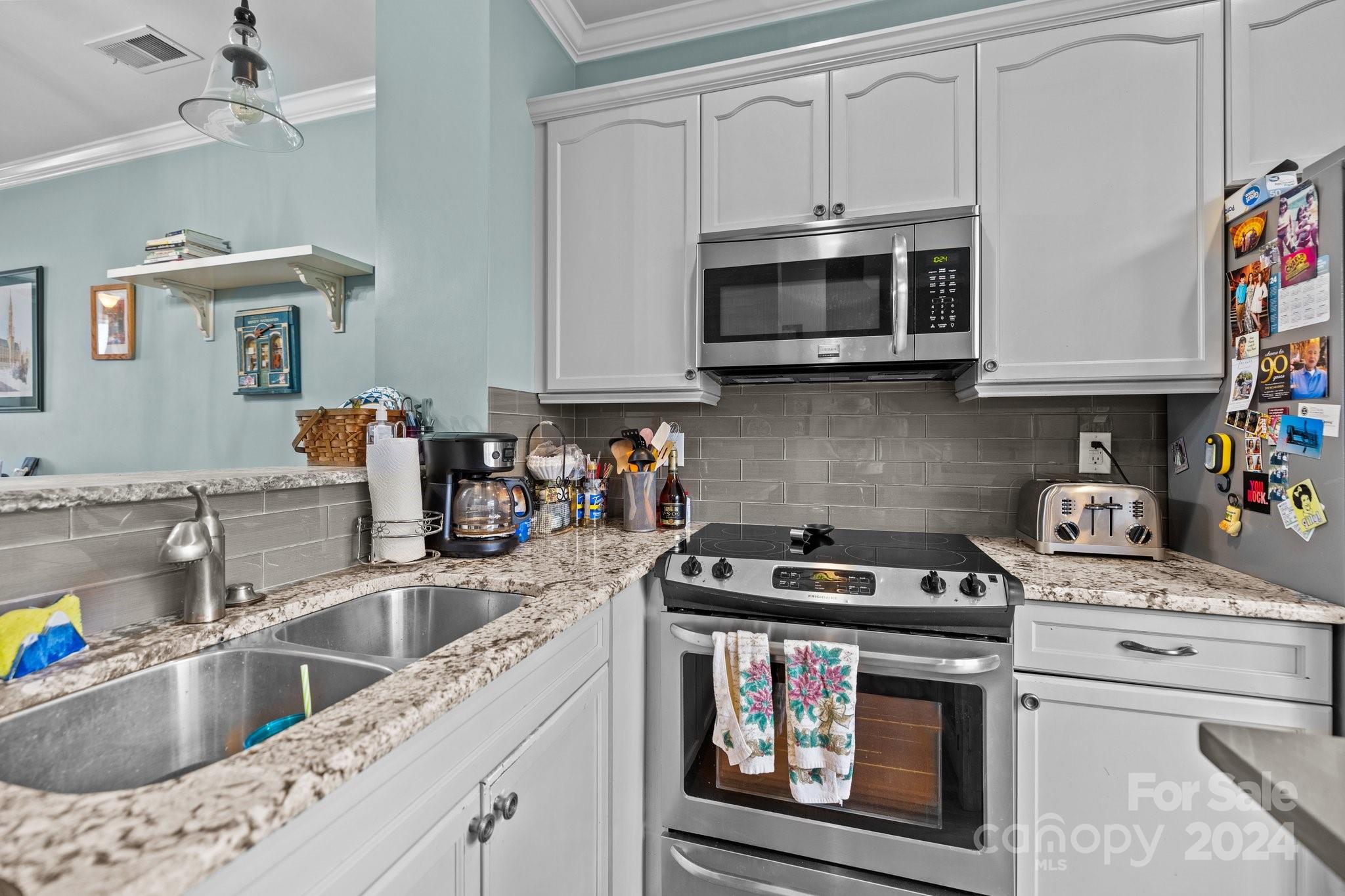 9511 Westchire Court