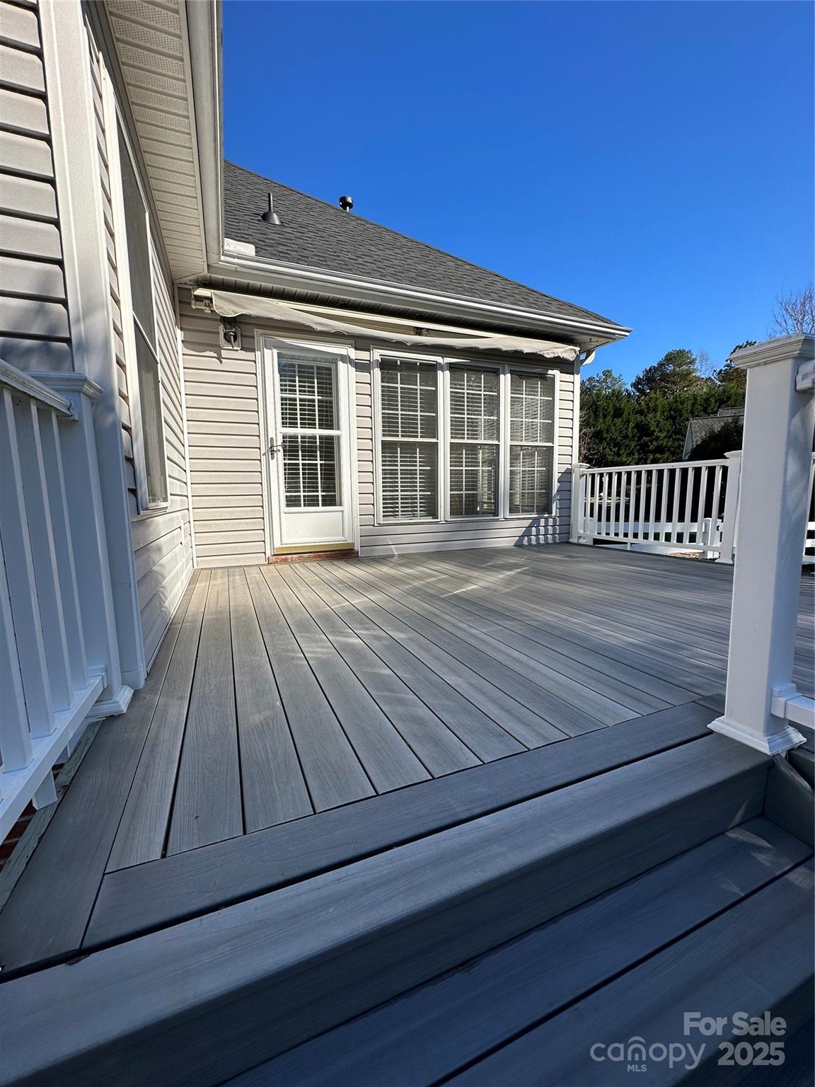 118 Sterling Drive