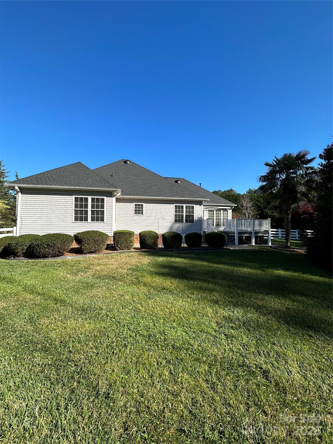 118 Sterling Drive